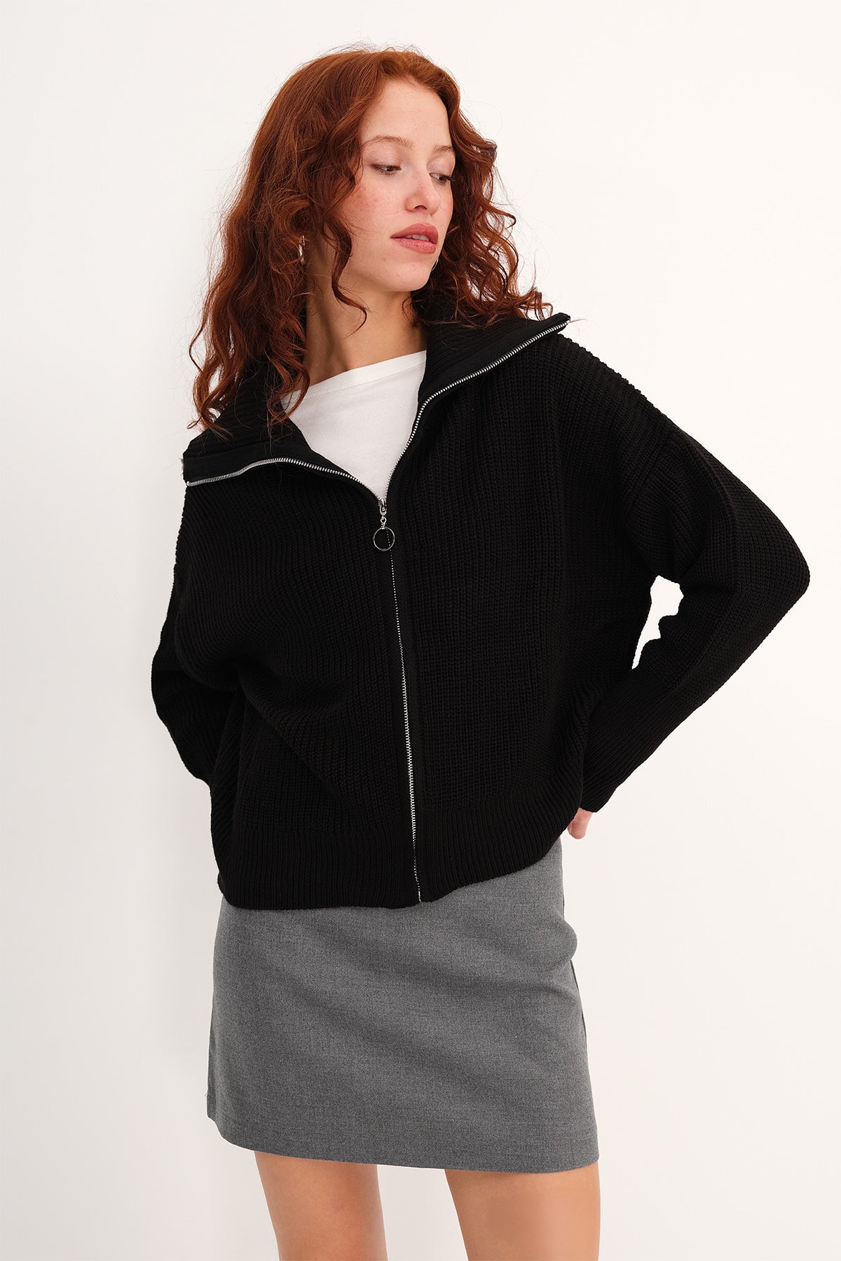 Black_Zip-Up-Knit-Cardigan-addax