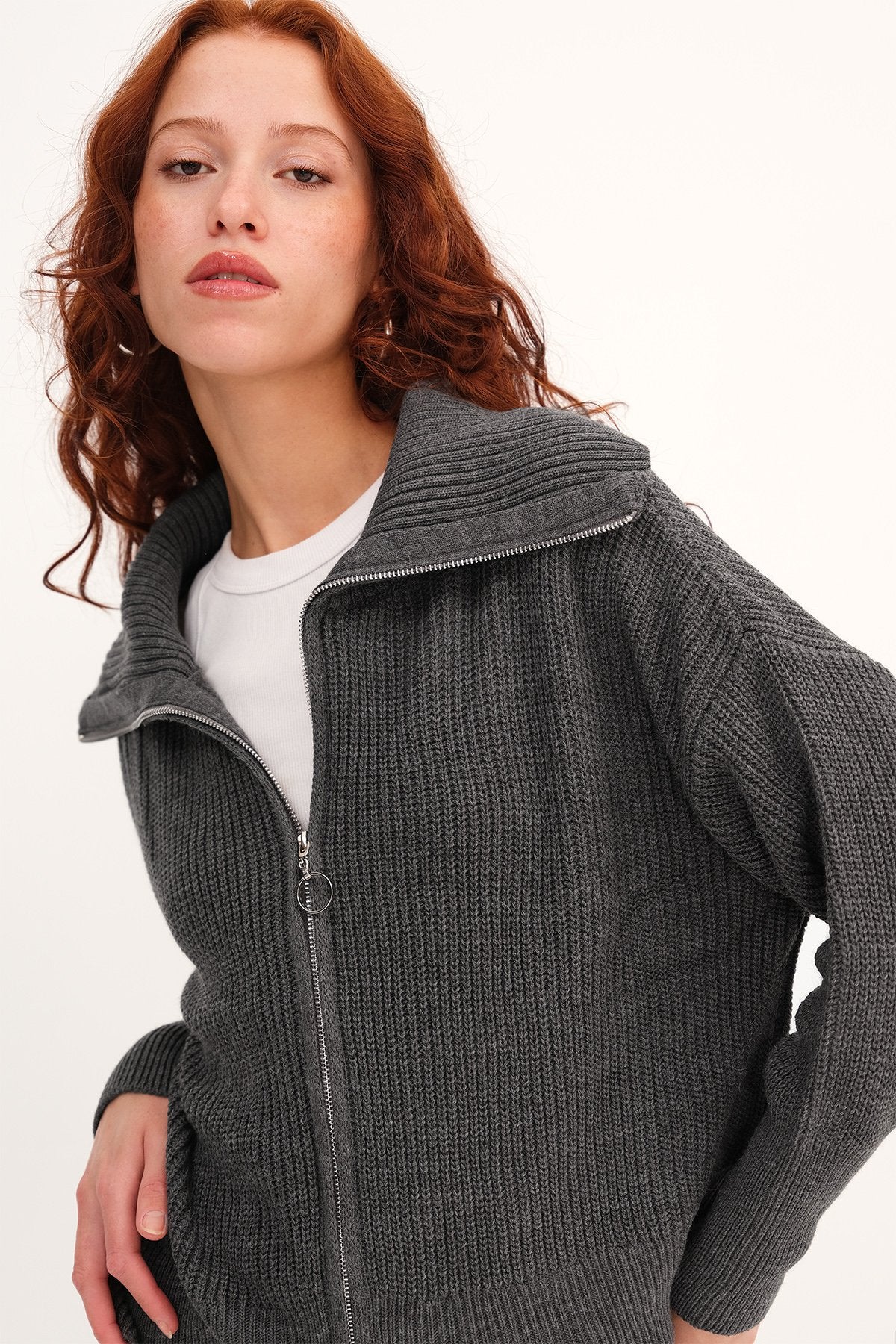 Charcoal_Zip-Up-Knit-Cardigan-addax