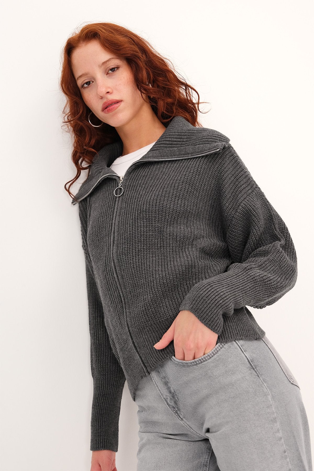 Charcoal_Zip-Up-Knit-Cardigan-addax