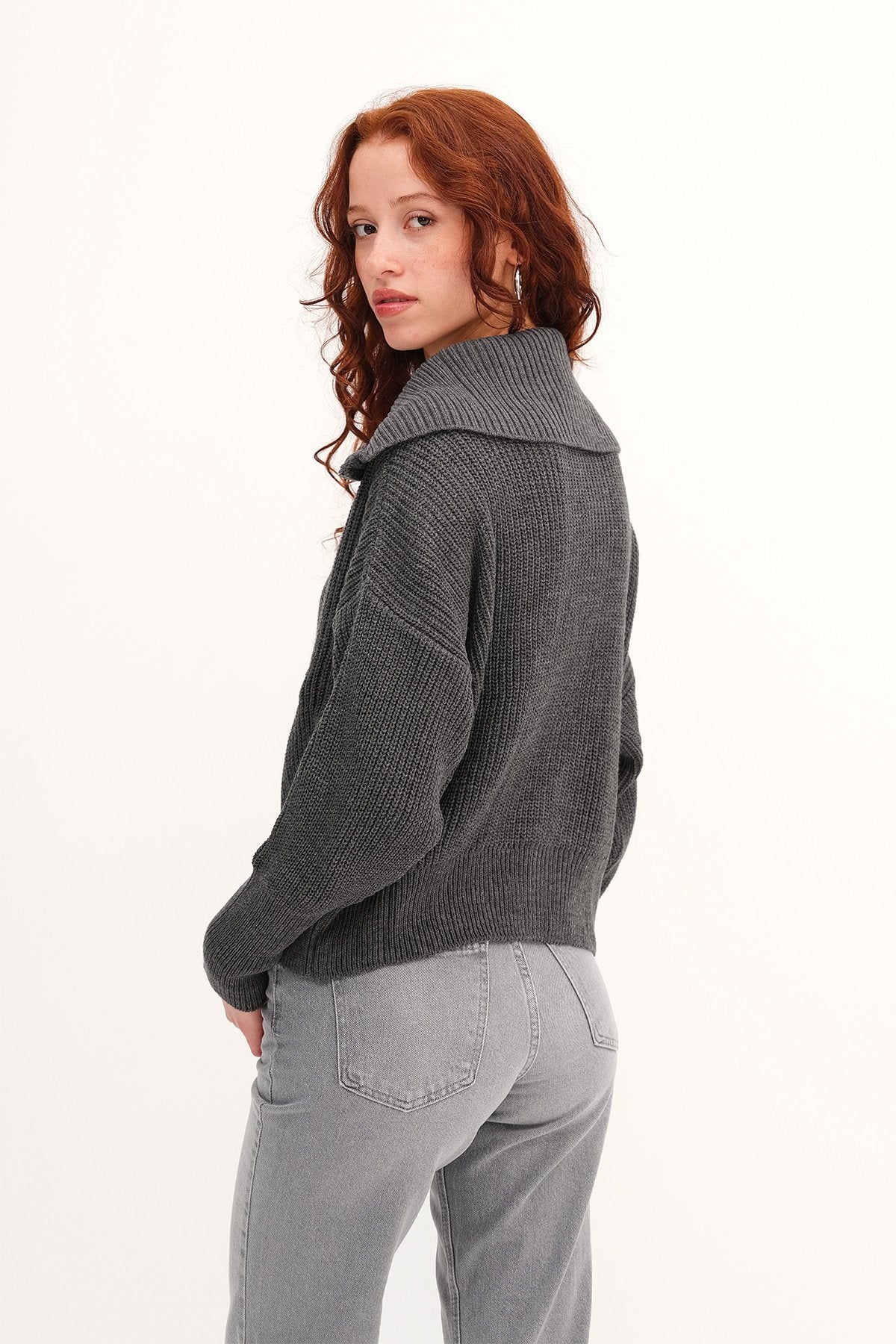 Charcoal_Zip-Up-Knit-Cardigan-addax