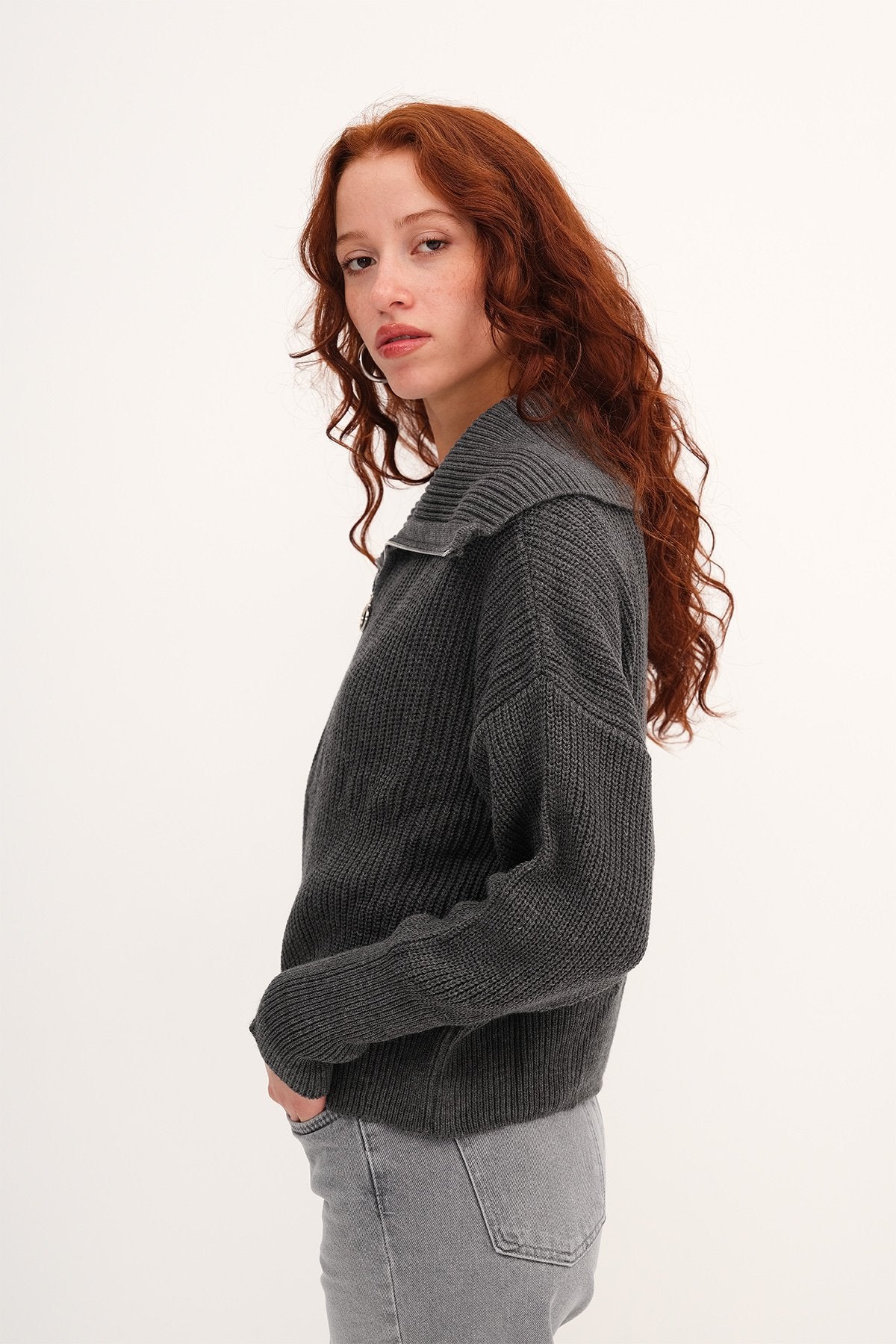 Charcoal_Zip-Up-Knit-Cardigan-addax