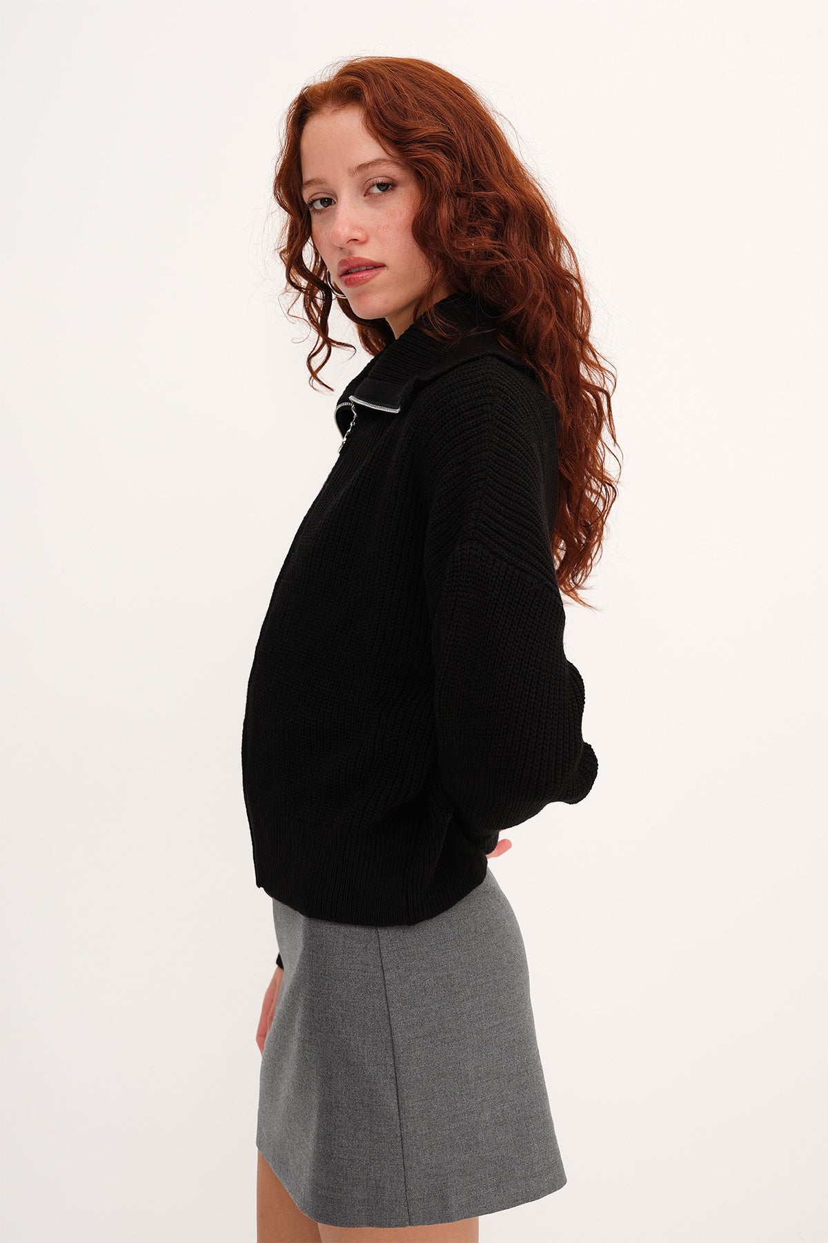 Black_Zip-Up-Knit-Cardigan-addax