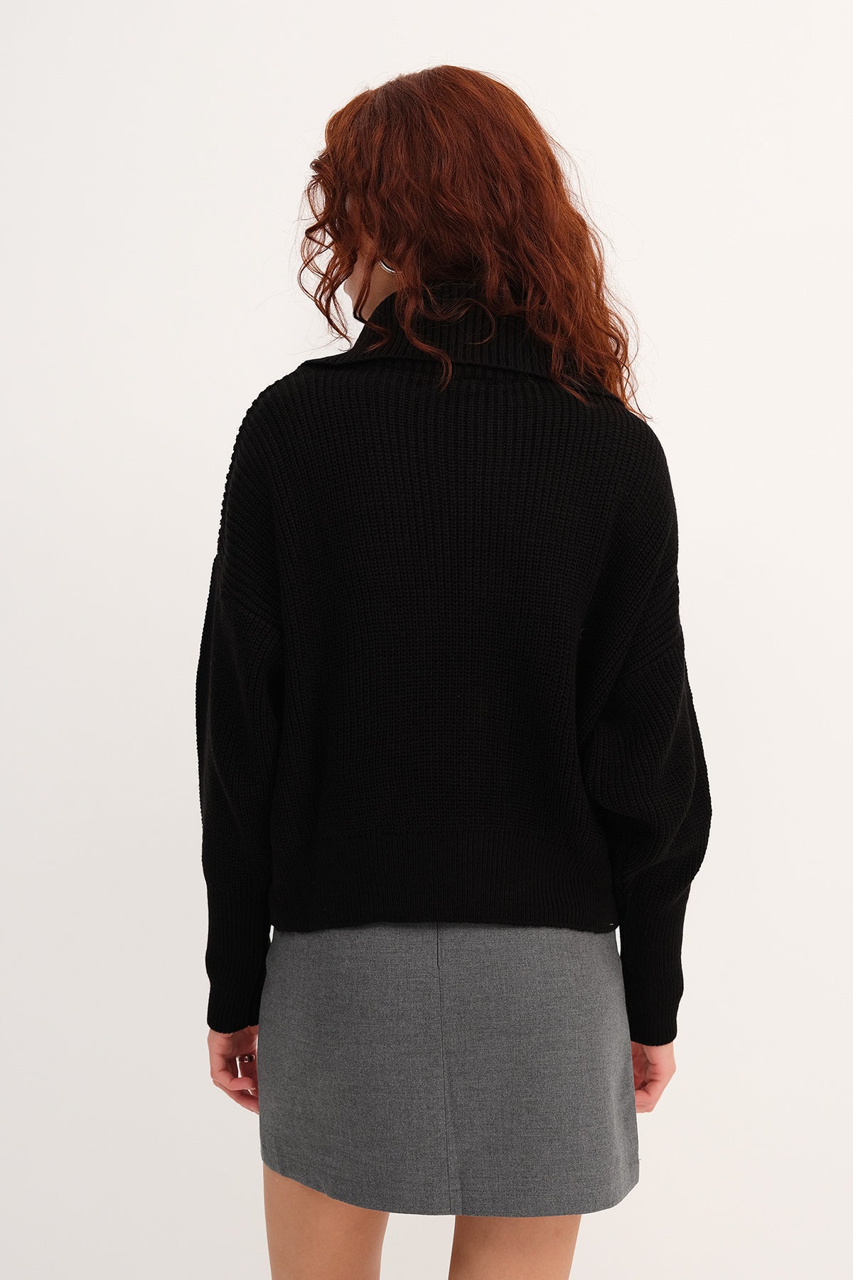 Black_Zip-Up-Knit-Cardigan-addax