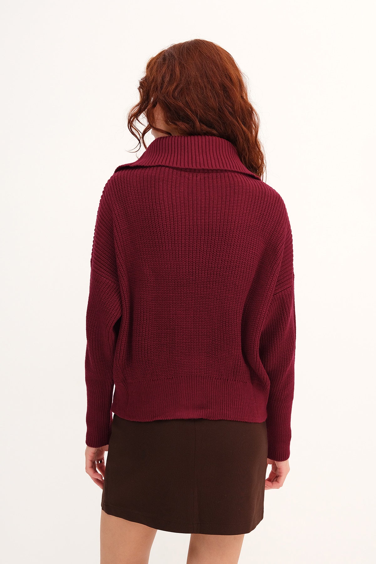 Burgundy_Zip-Up-Knit-Cardigan-addax