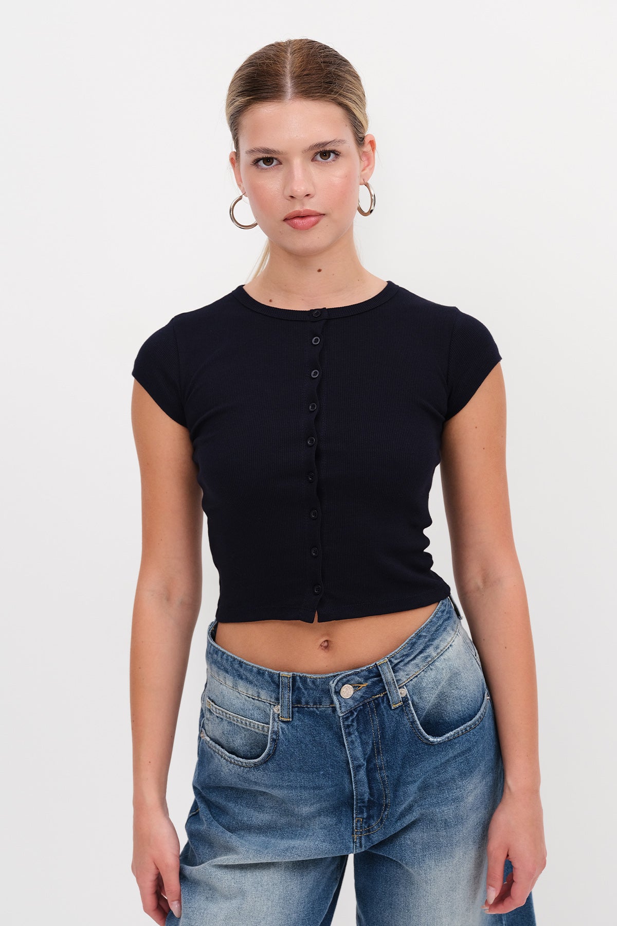 Night-Blue_Basic-Buttoned-T-shirt-addax