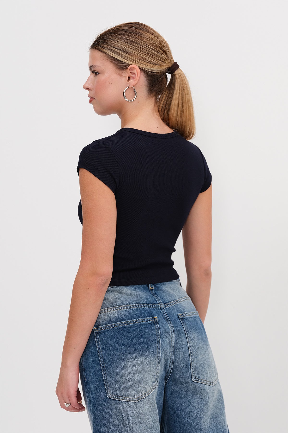 Night-Blue_Basic-Buttoned-T-shirt-addax