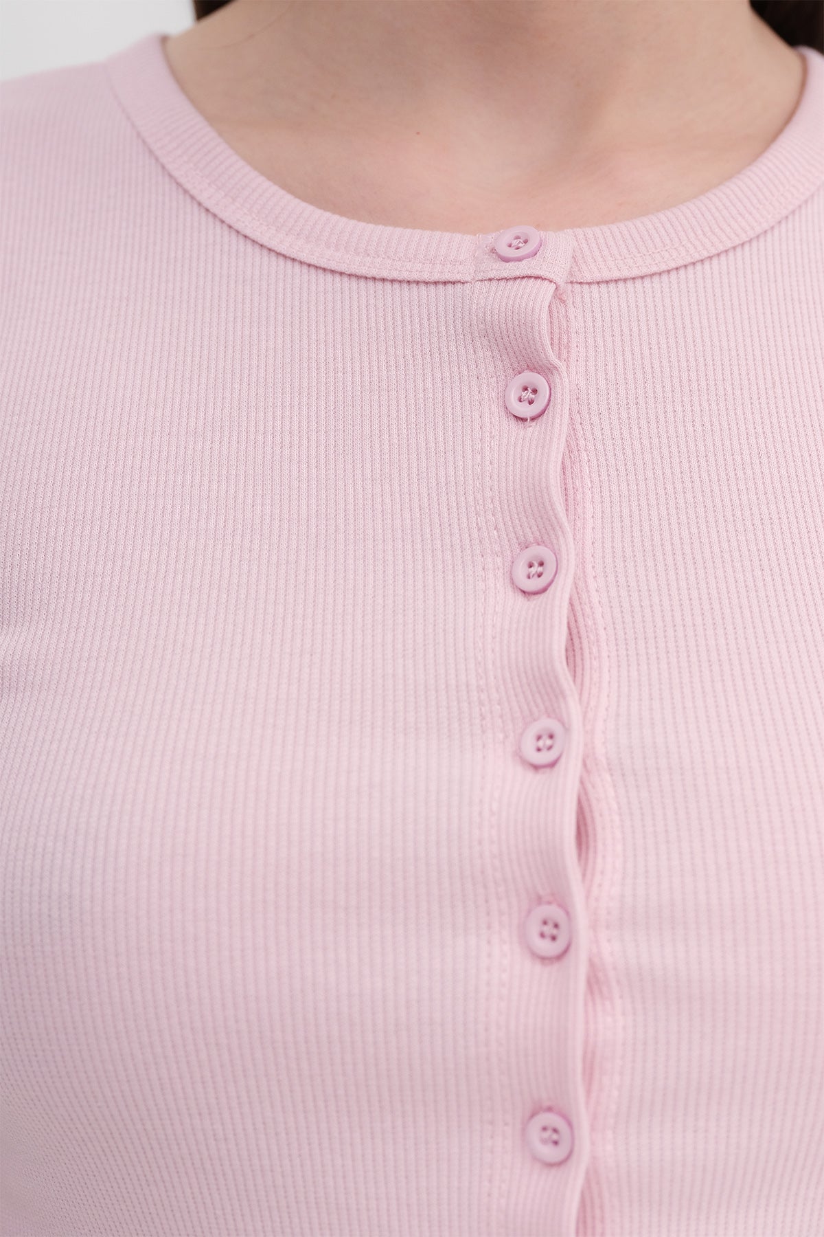 Lotus_Basic-Buttoned-T-shirt-addax