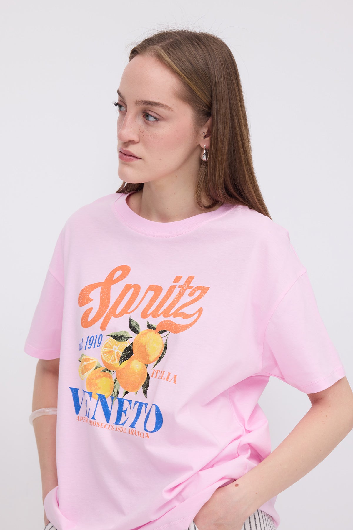 Begonia_Crew-Neck-Printed-T-shirt-addax