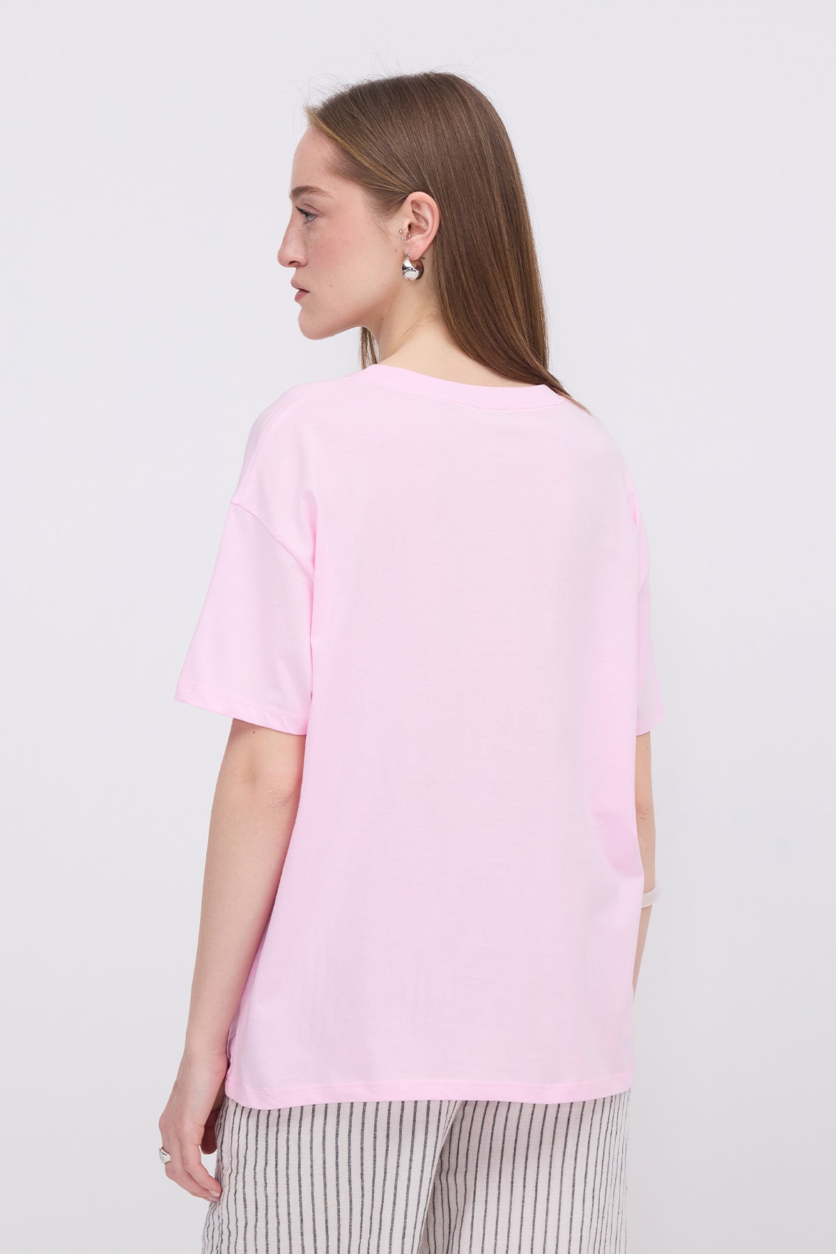 Begonia_Crew-Neck-Printed-T-shirt-addax