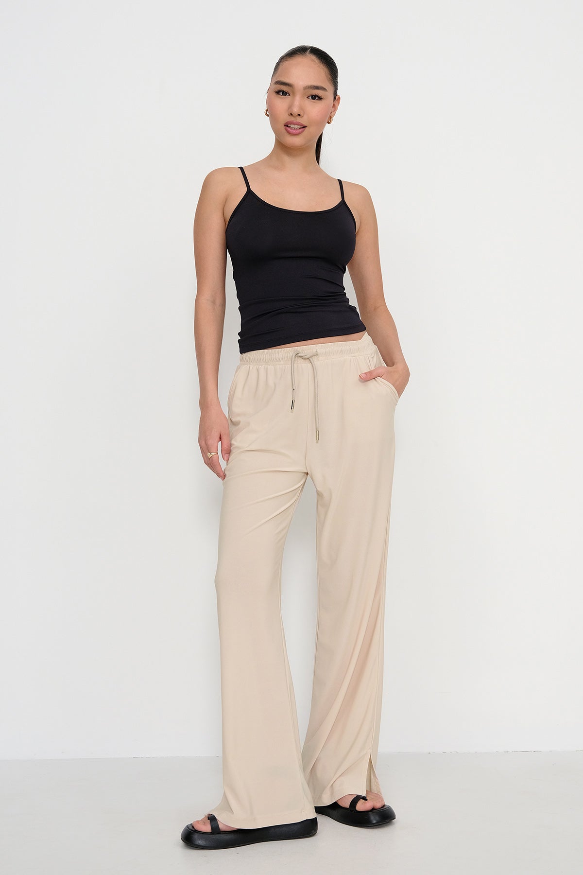 Stone_Elastic-Waist-Wide-Leg-Trousers-addax