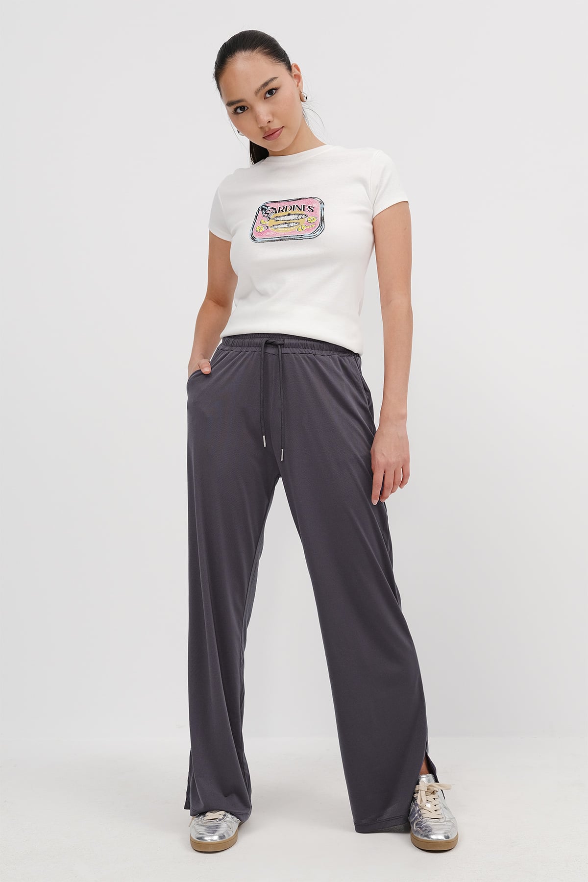 Charcoal_Elastic-Waist-Wide-Leg-Trousers-addax