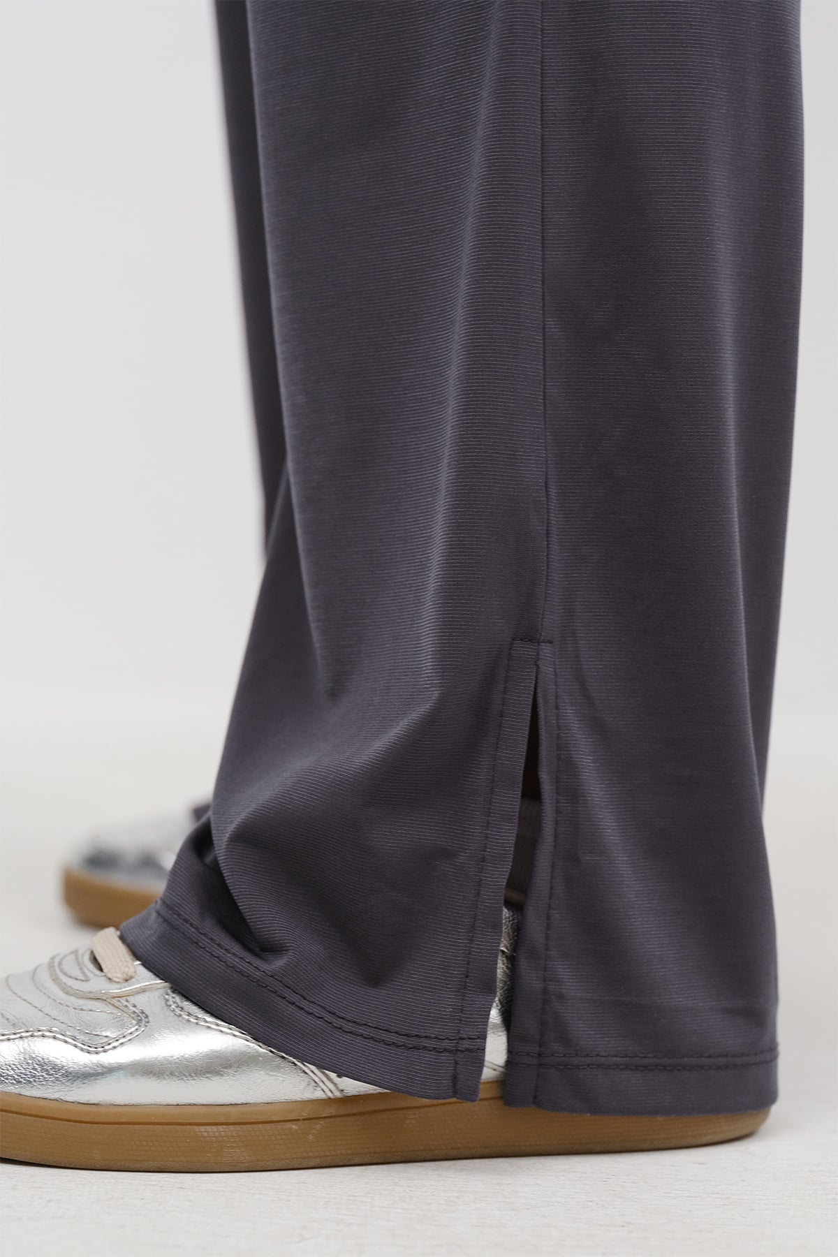 Charcoal_Elastic-Waist-Wide-Leg-Trousers-addax
