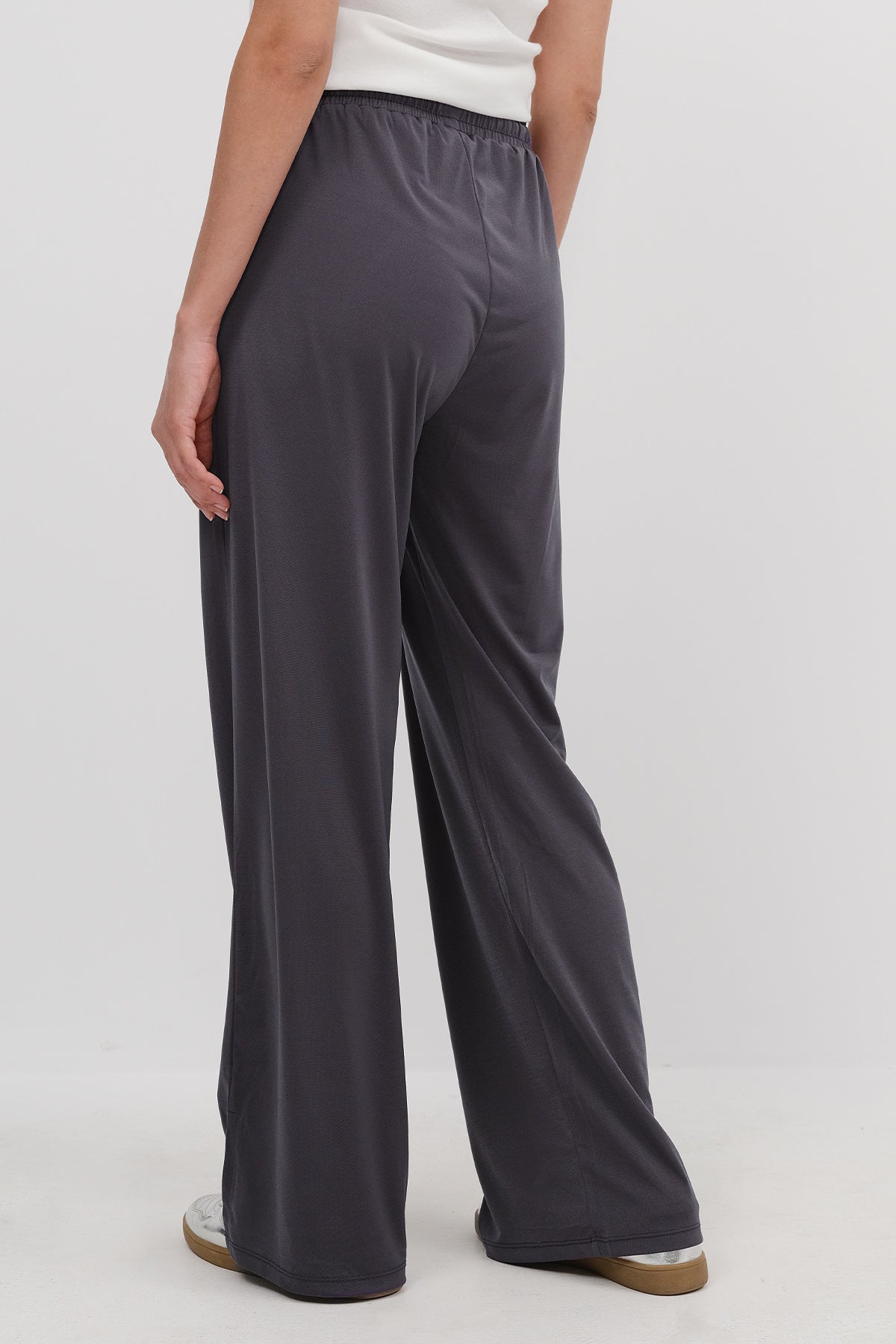 Charcoal_Elastic-Waist-Wide-Leg-Trousers-addax