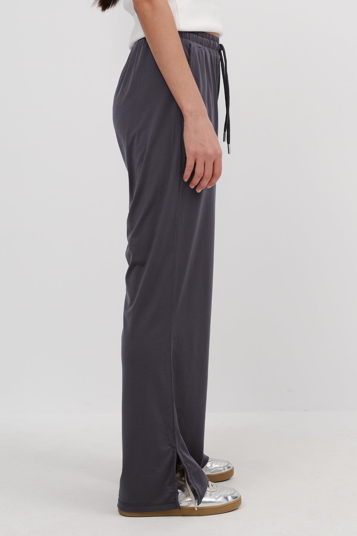 Charcoal_Elastic-Waist-Wide-Leg-Trousers-addax