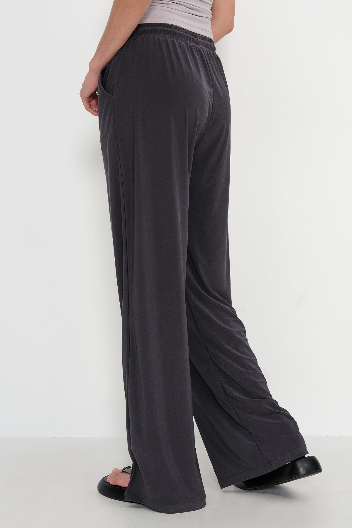 Lead-Grey_Elastic-Waist-Wide-Leg-Trousers-addax