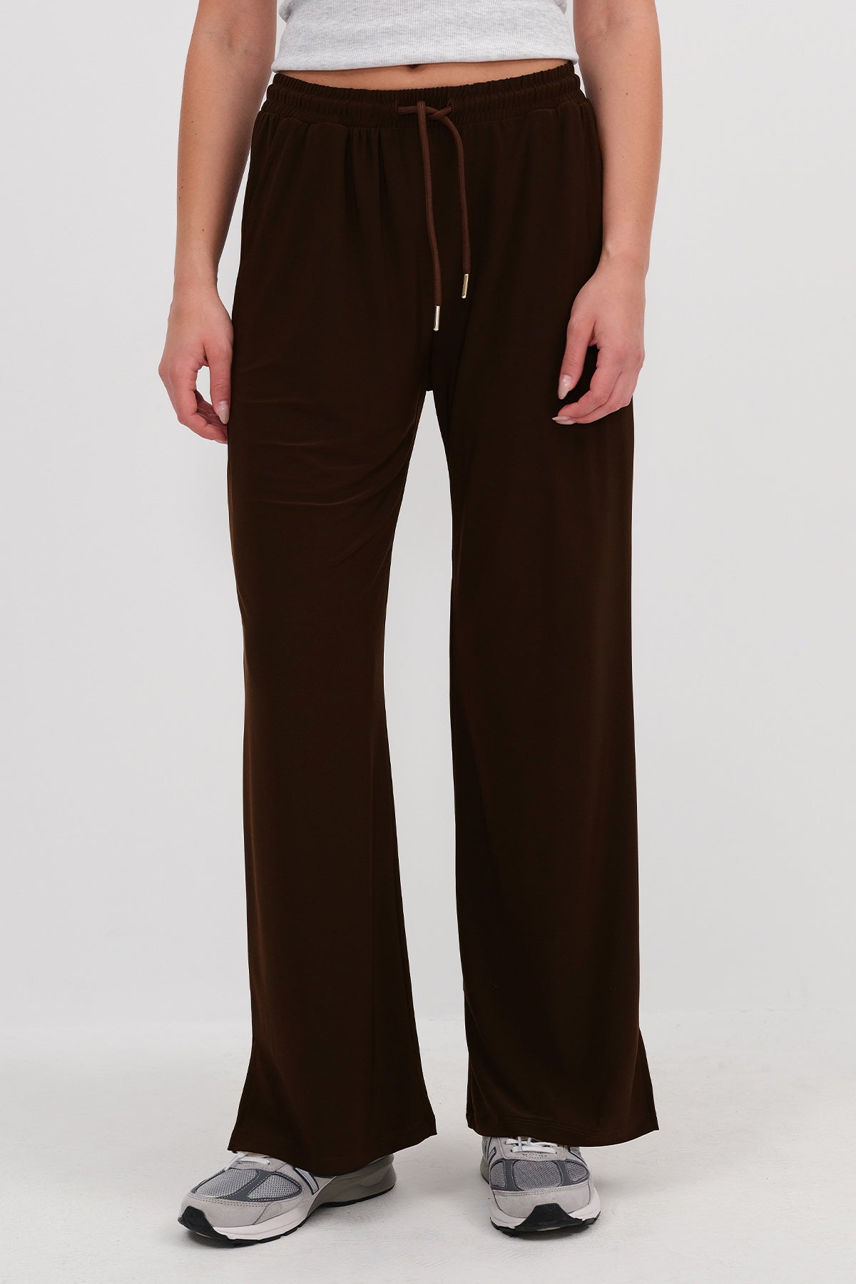 Bitter-Coffee_Elastic-Waist-Wide-Leg-Trousers-addax