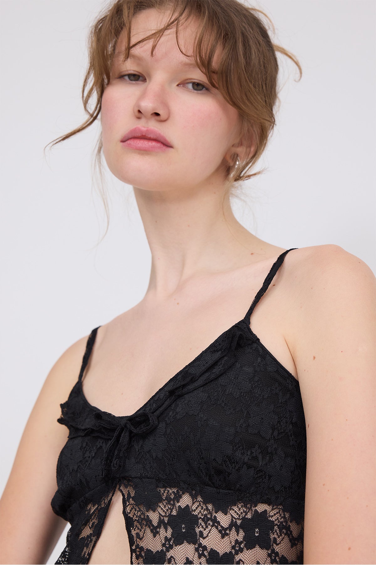 Black_Lace-Strap-Tank-Top-addax