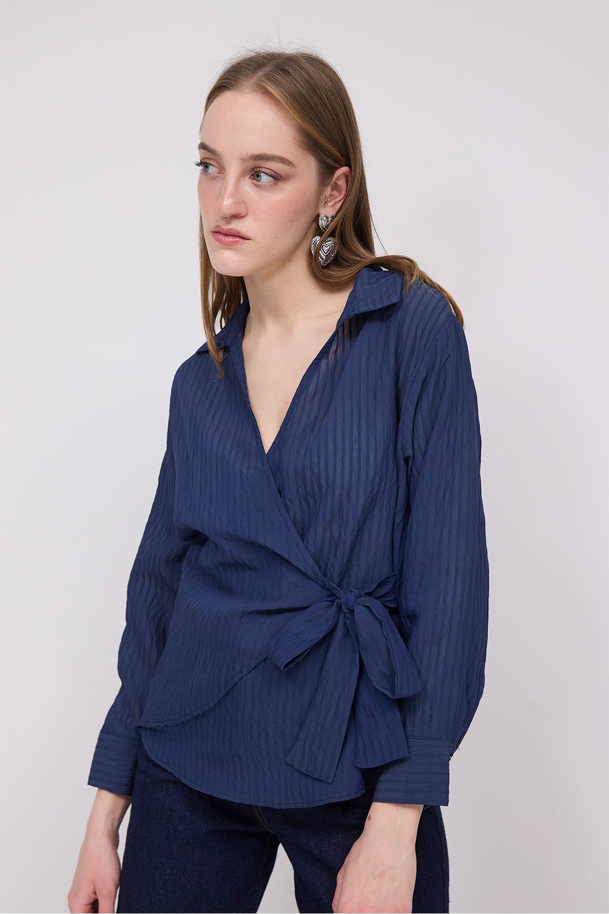 Night-Blue_Tied-Striped-Shirt-addax