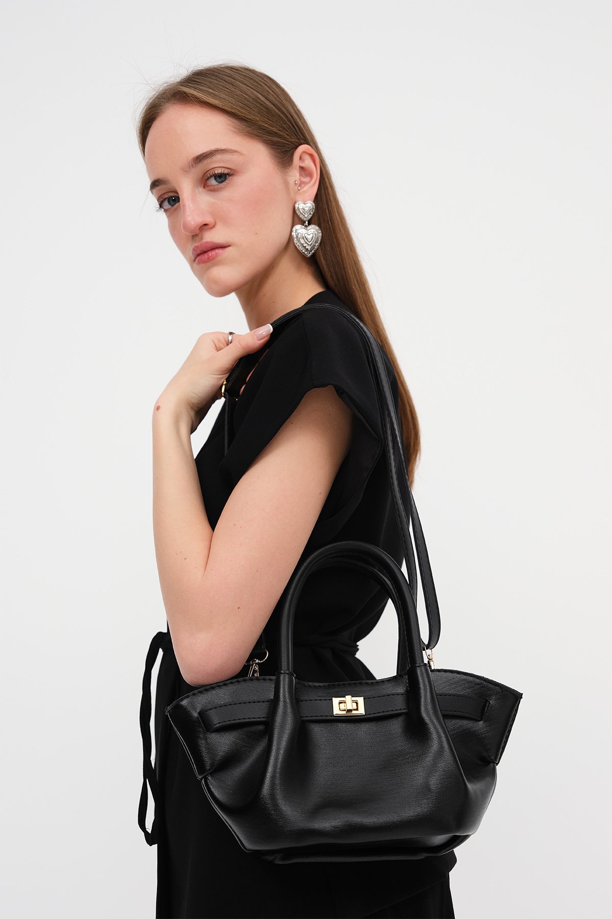 Black_Lock-Detailed-Hand-and-Shoulder-Bag-addax