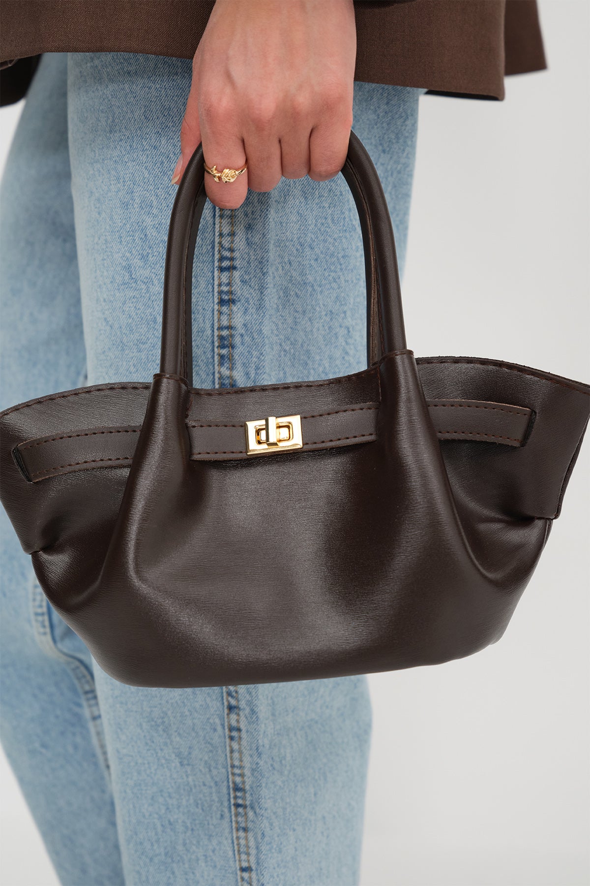 Brown_Lock-Detailed-Hand-and-Shoulder-Bag-addax