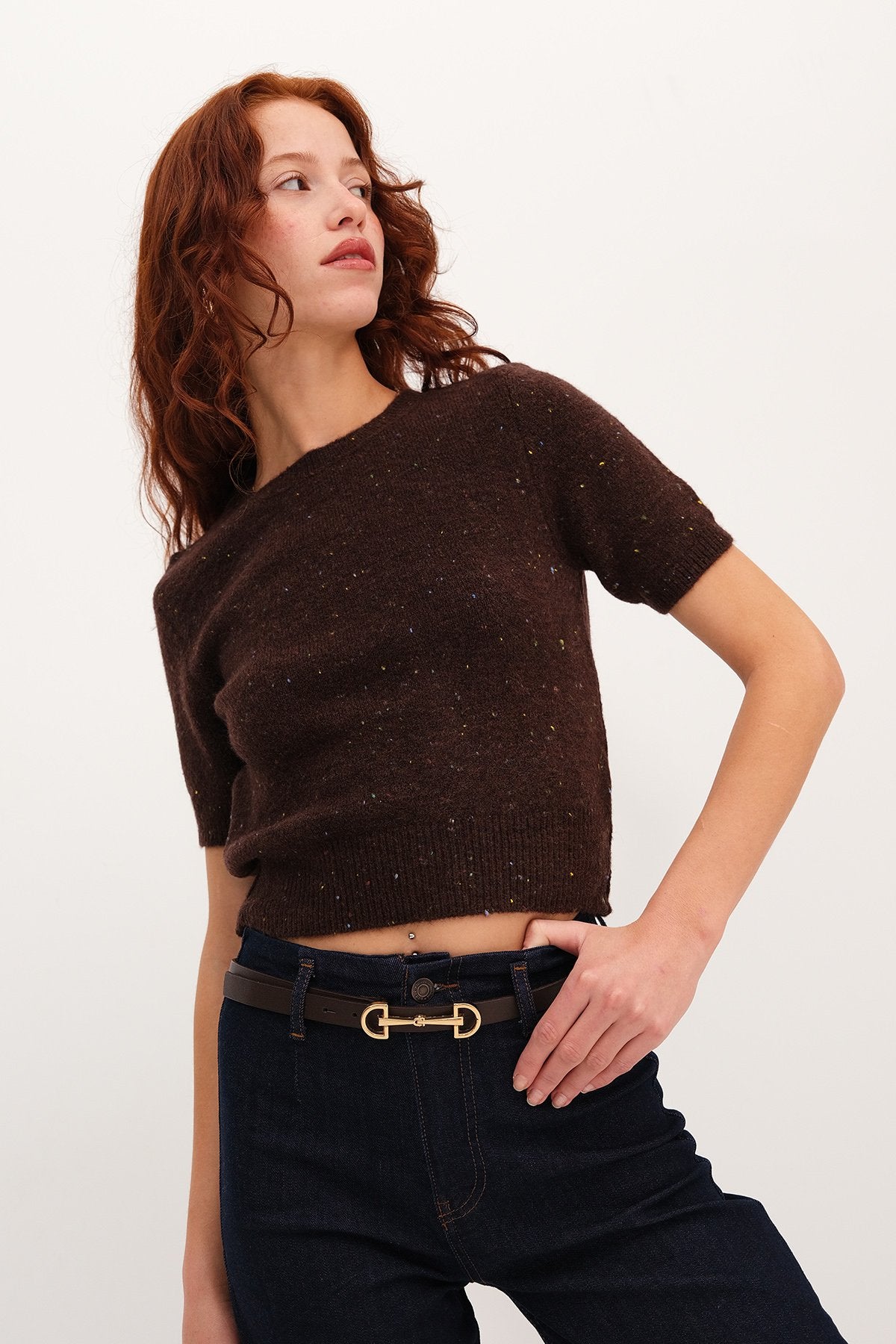 Bitter-Coffee_Sleeve-Textured- Knit-Sweater-addax