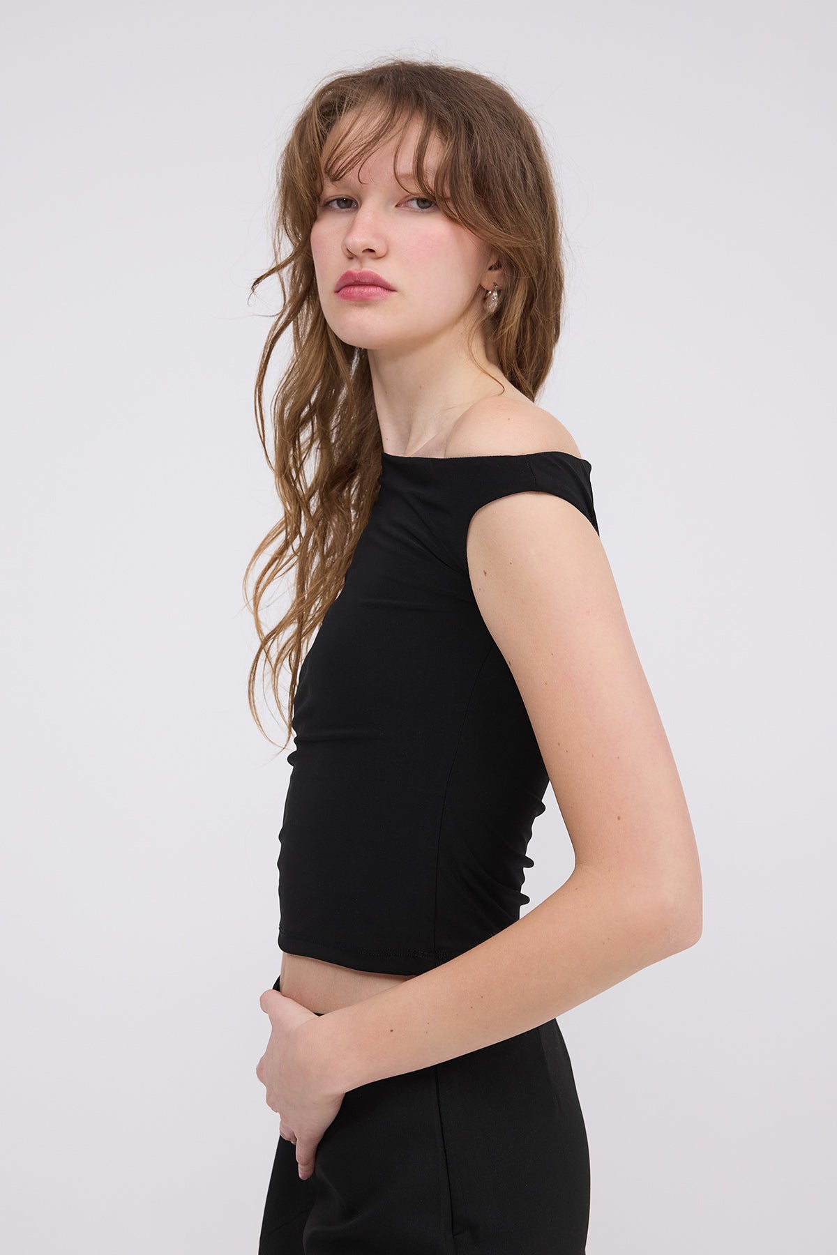 Black_Boat-Neck-Blouse-addax