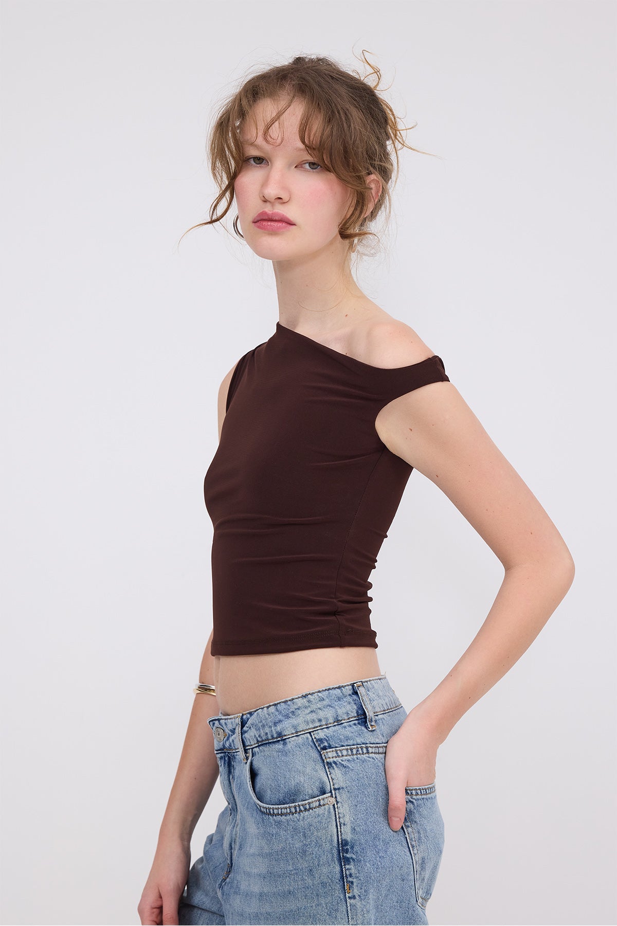 Bitter-Coffee_Boat-Neck-Blouse-addax