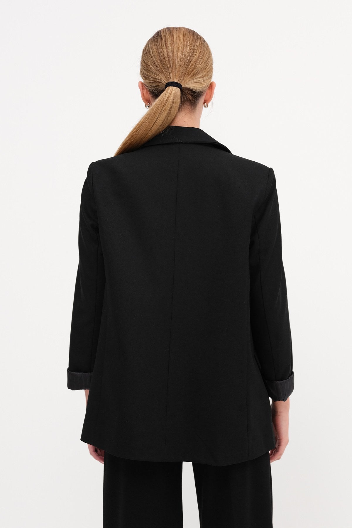 Black_Curved-Blazer-Jacket-addax