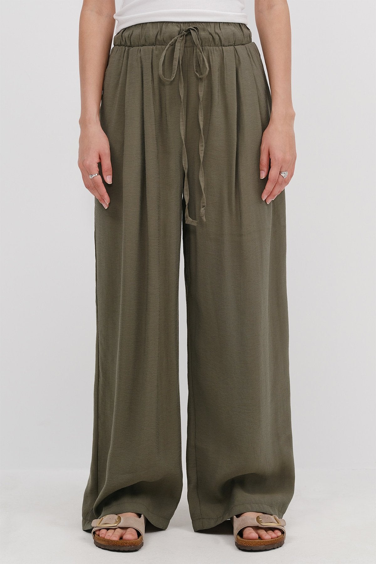 Khaki_Elastic-Wide-Leg-Trousers-addax