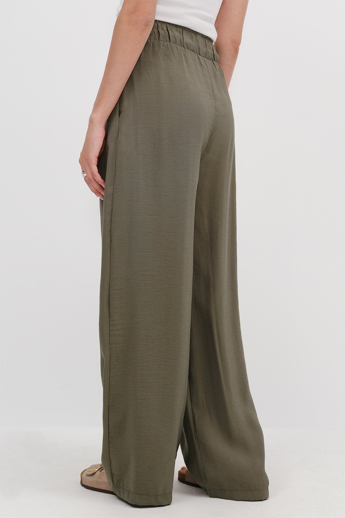 Khaki_Elastic-Wide-Leg-Trousers-addax