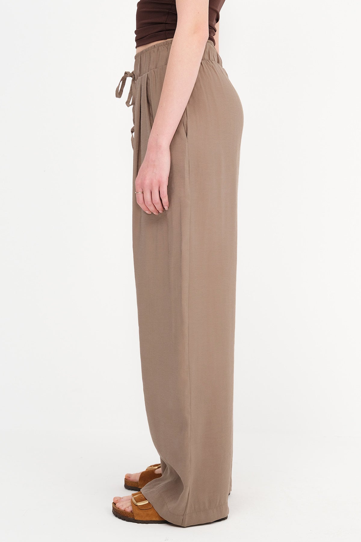 Mink_Elastic-Wide-Leg-Trousers-addax