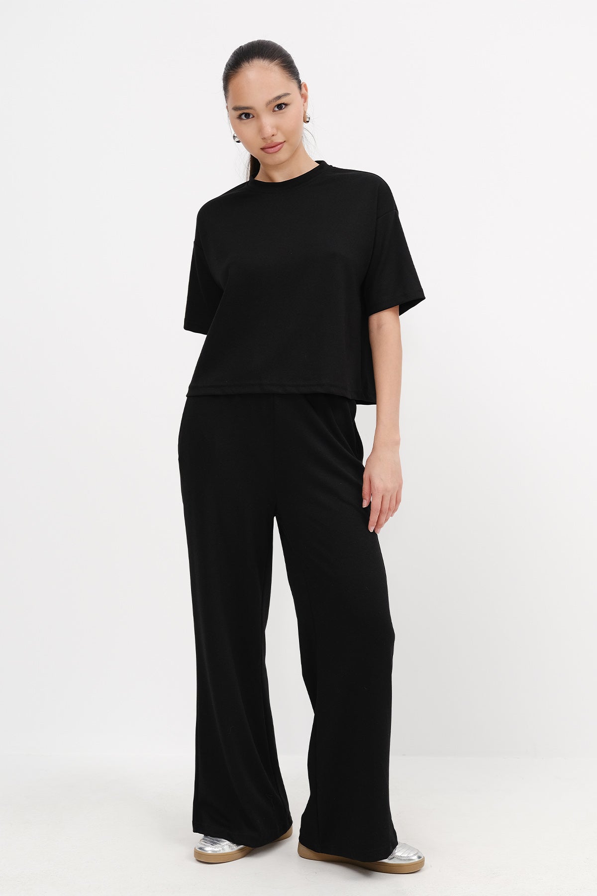 Black_Short-Sleeve-Top-and-Bottom-Set-addax