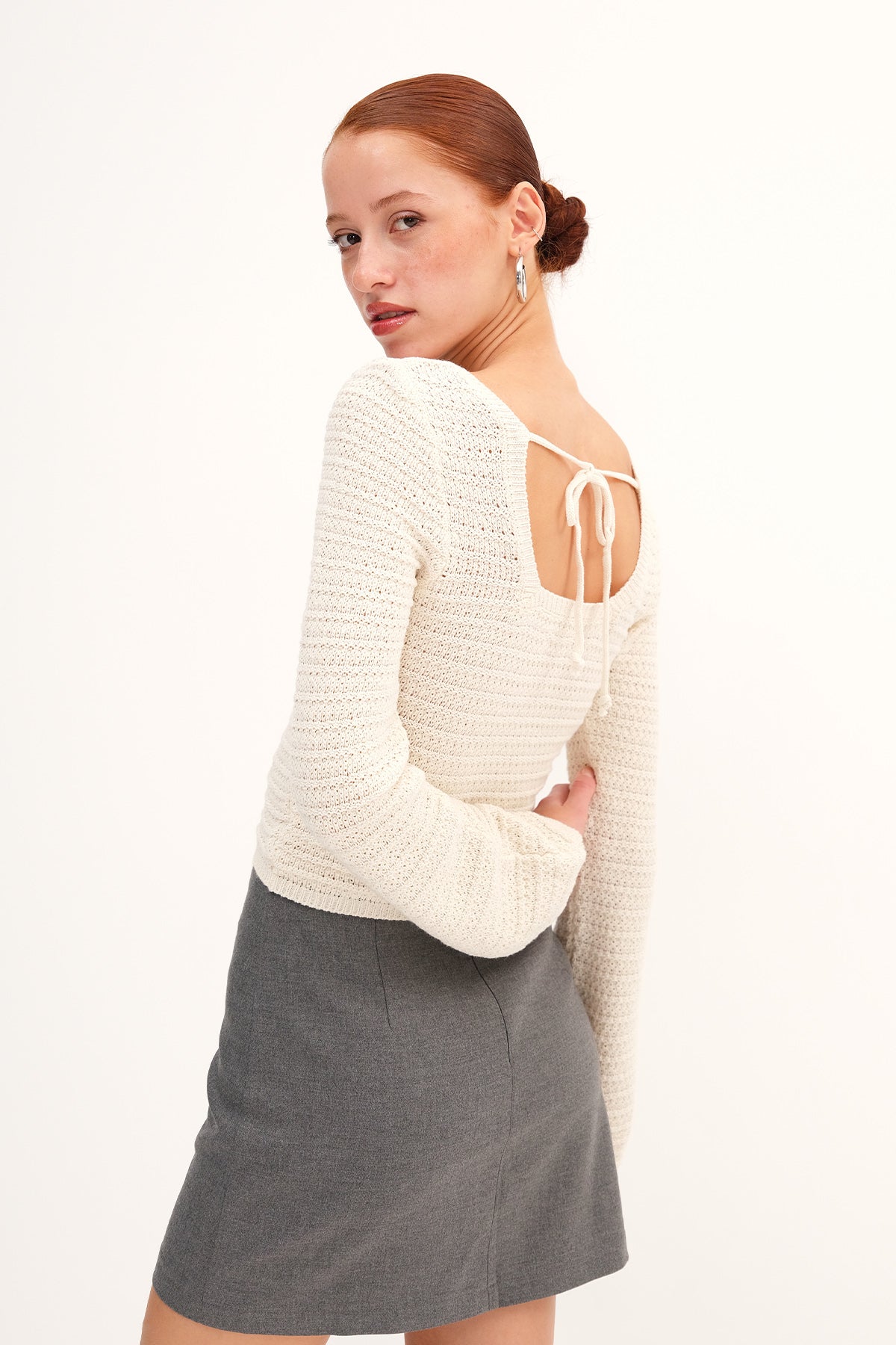 Stone_Back-Tie-Knit-Sweater-addax