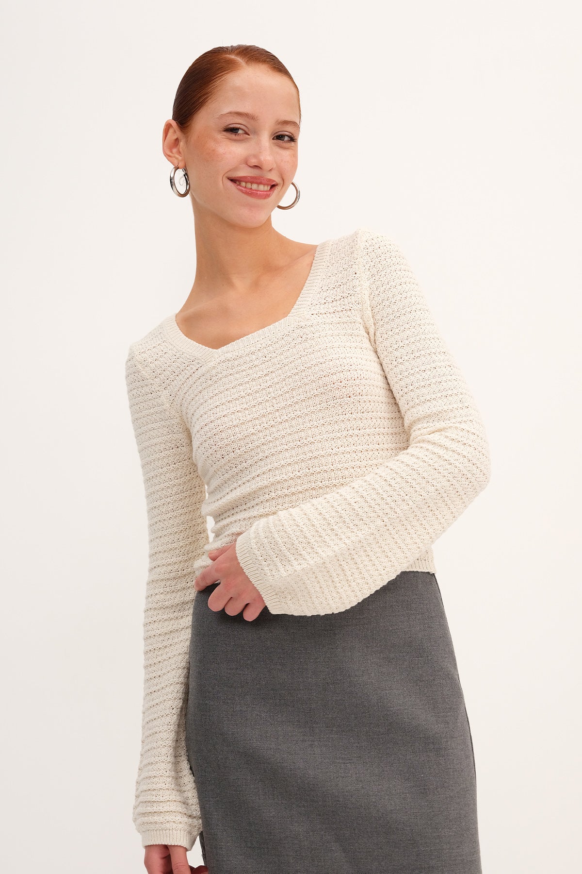 Stone_Back-Tie-Knit-Sweater-addax