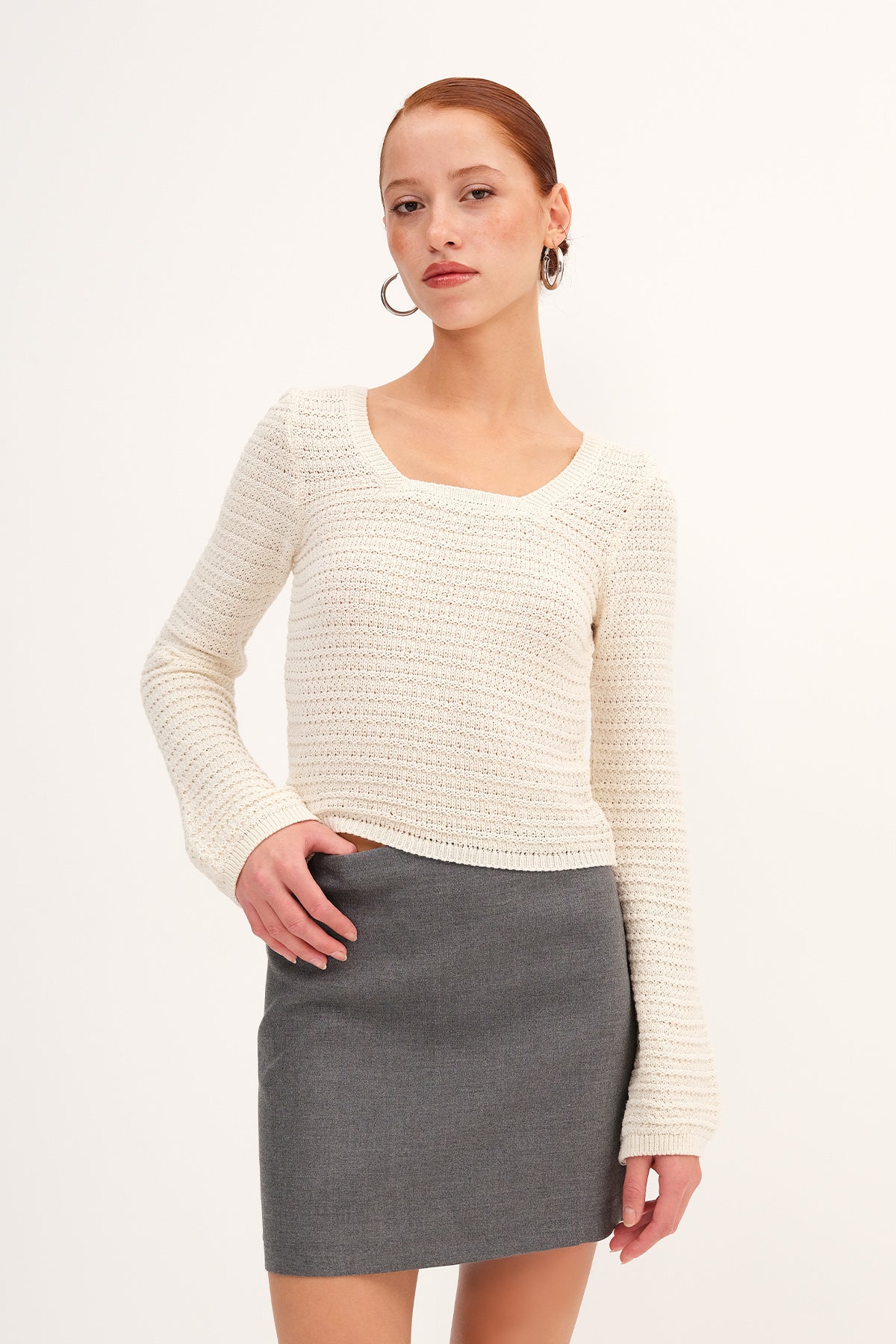 Stone_Back-Tie-Knit-Sweater-addax
