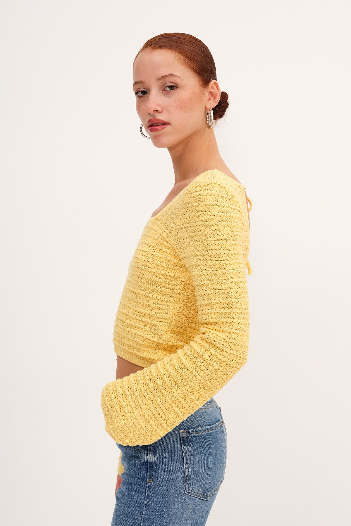 Light-Yellow_Back-Tie-Knit-Sweater-addax
