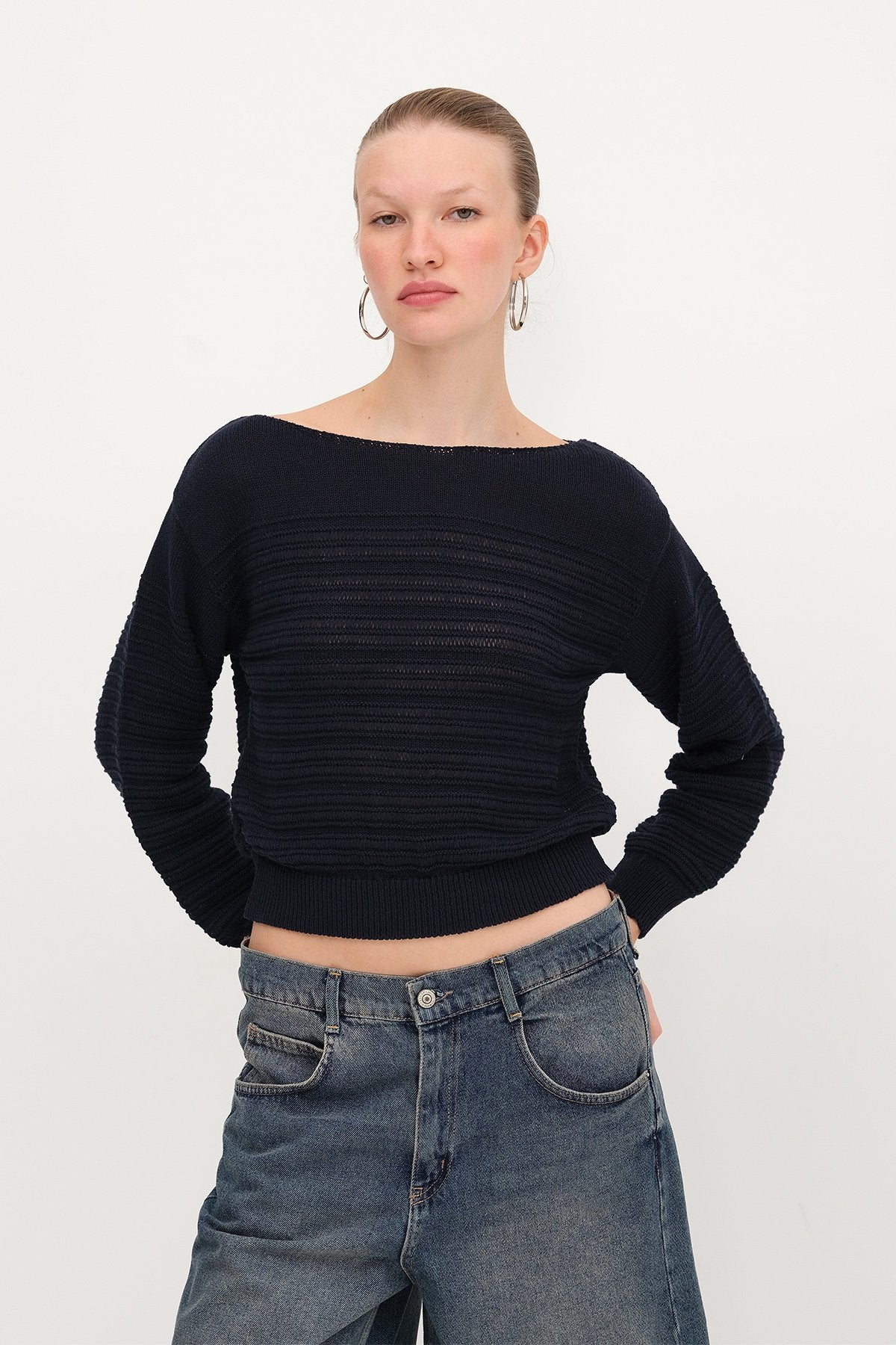 Night-Blue_Neck-Knit-Sweater-addax