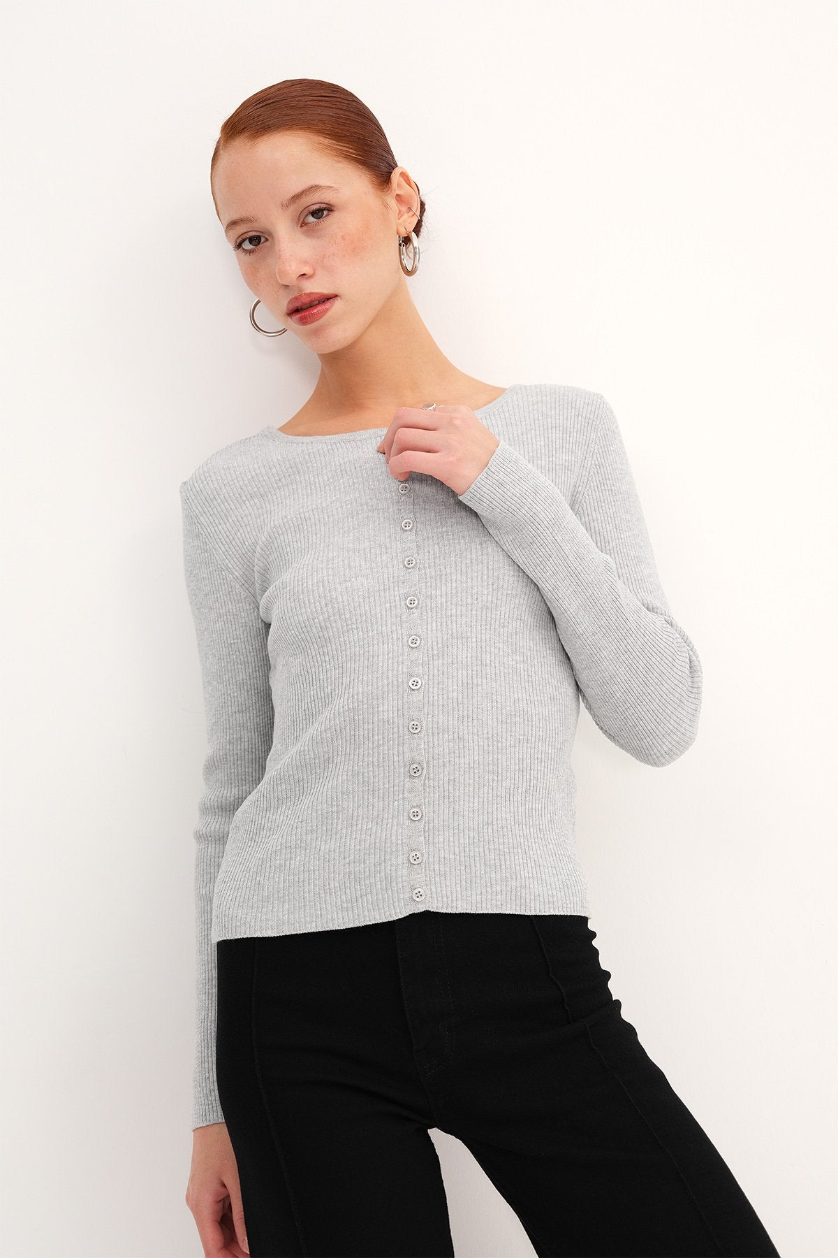 Snow-Melange_Long-Sleeve-Buttoned-Cardigan-addax