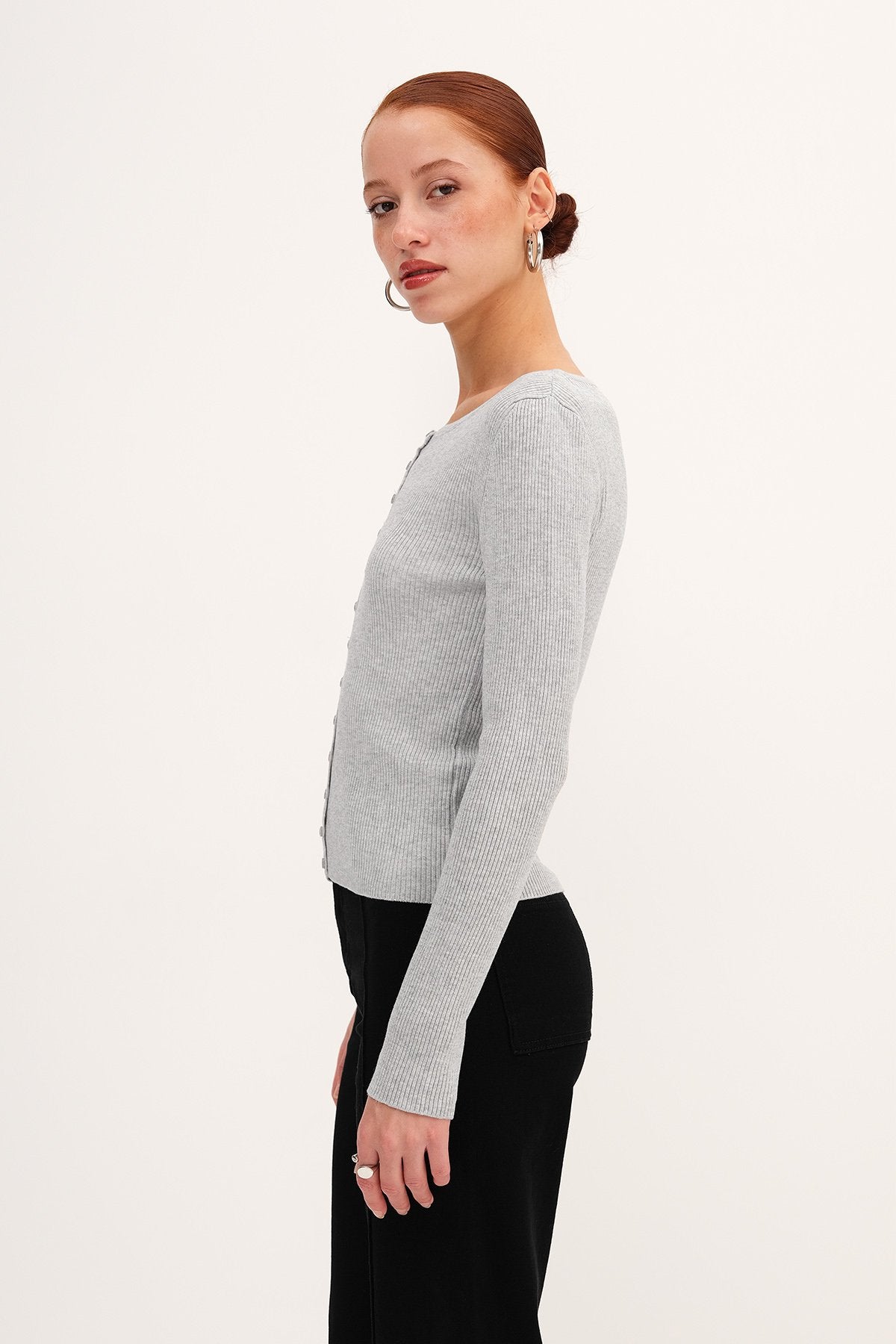 Snow-Melange_Long-Sleeve-Buttoned-Cardigan-addax