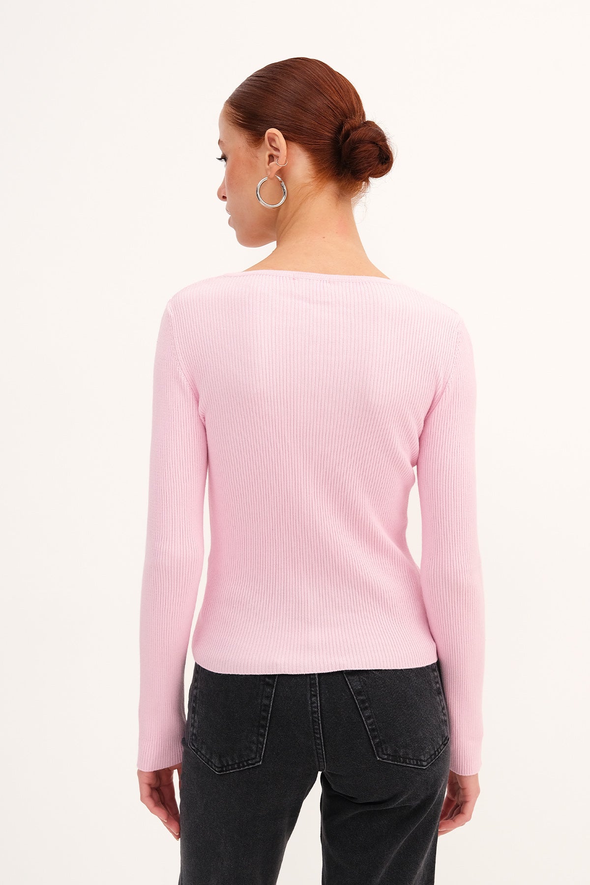 Begonia_Long-Sleeve-Buttoned-Cardigan-addax