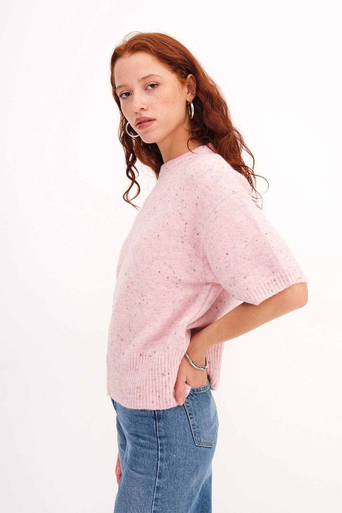 Begonia_Crew-Neck-Nep-Yarn-Knit-Sweater-addax