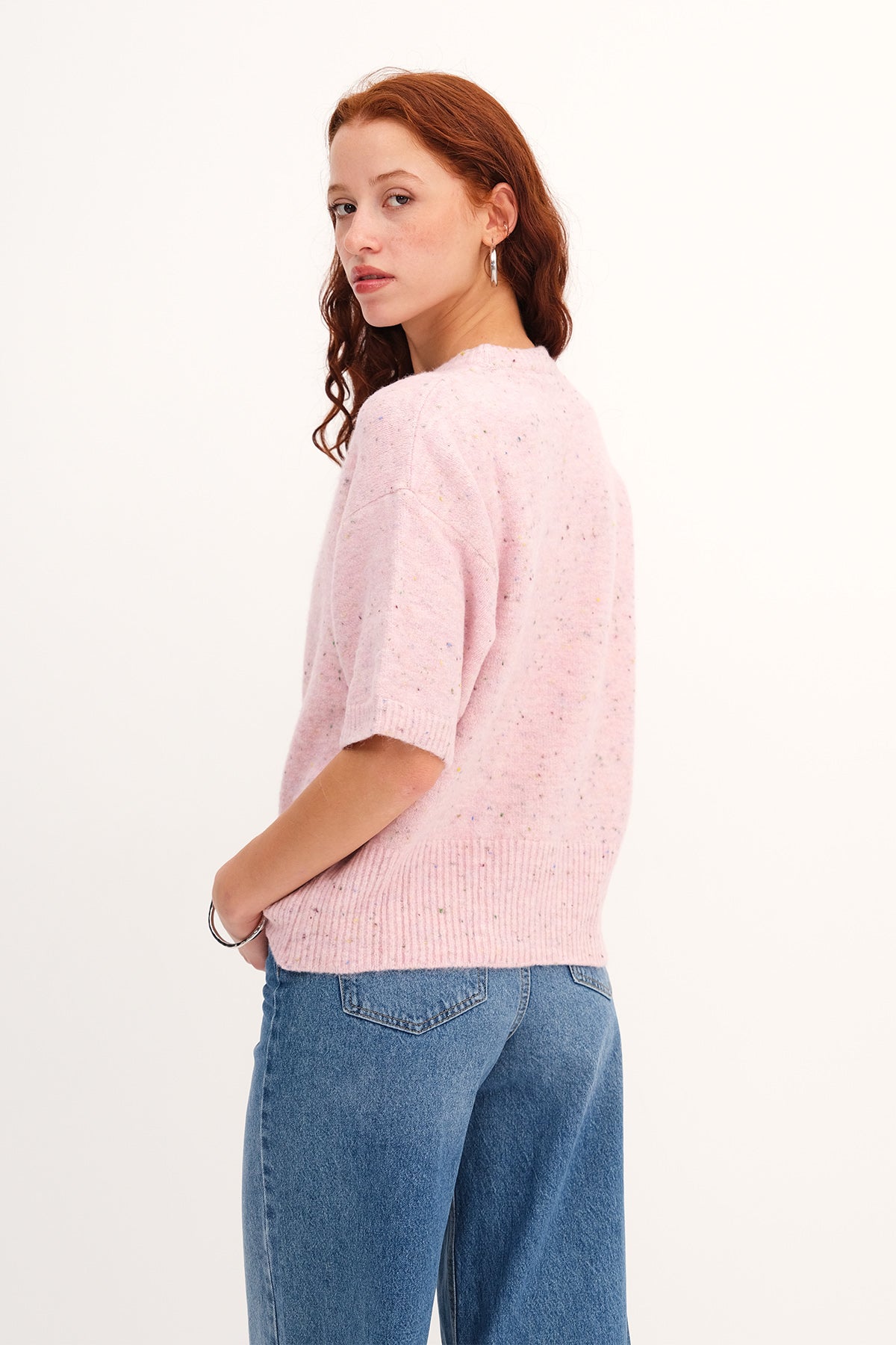Begonia_Crew-Neck-Nep-Yarn-Knit-Sweater-addax