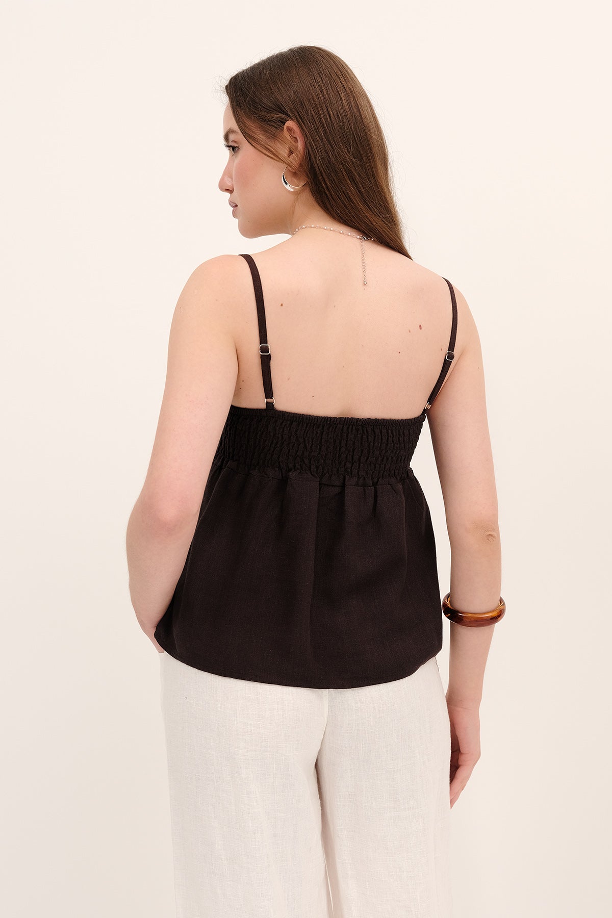 Bitter-Coffee_Linen-Blended-Rope-Strap-Undershirt-addax