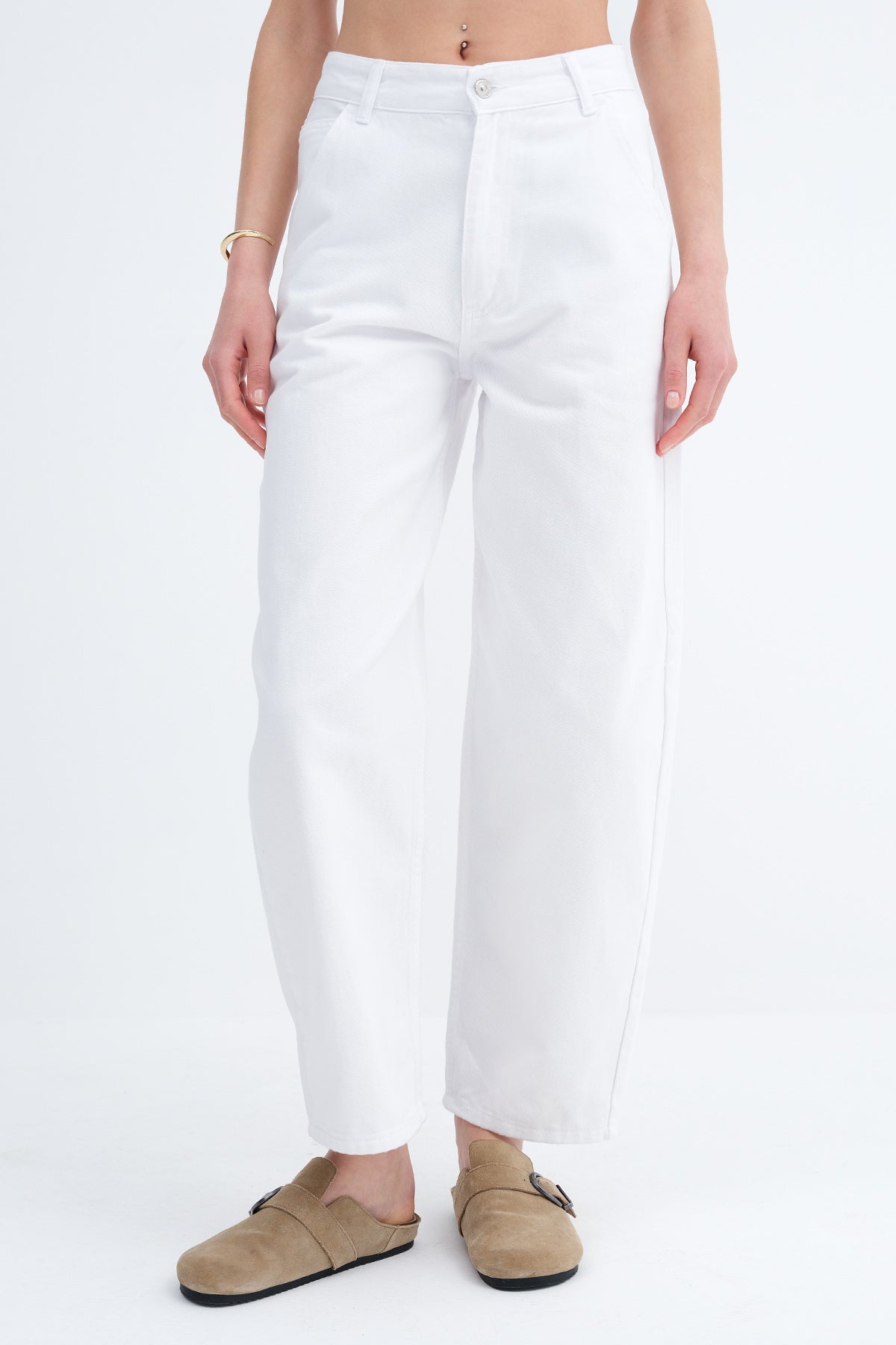 White_Jean-Pants-addax