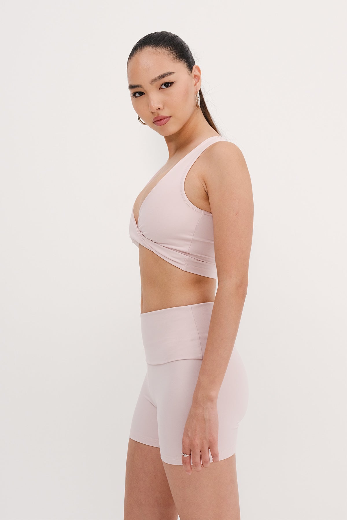 Lotus_Crop-Tank-Top-with-Knot-Detail-addax