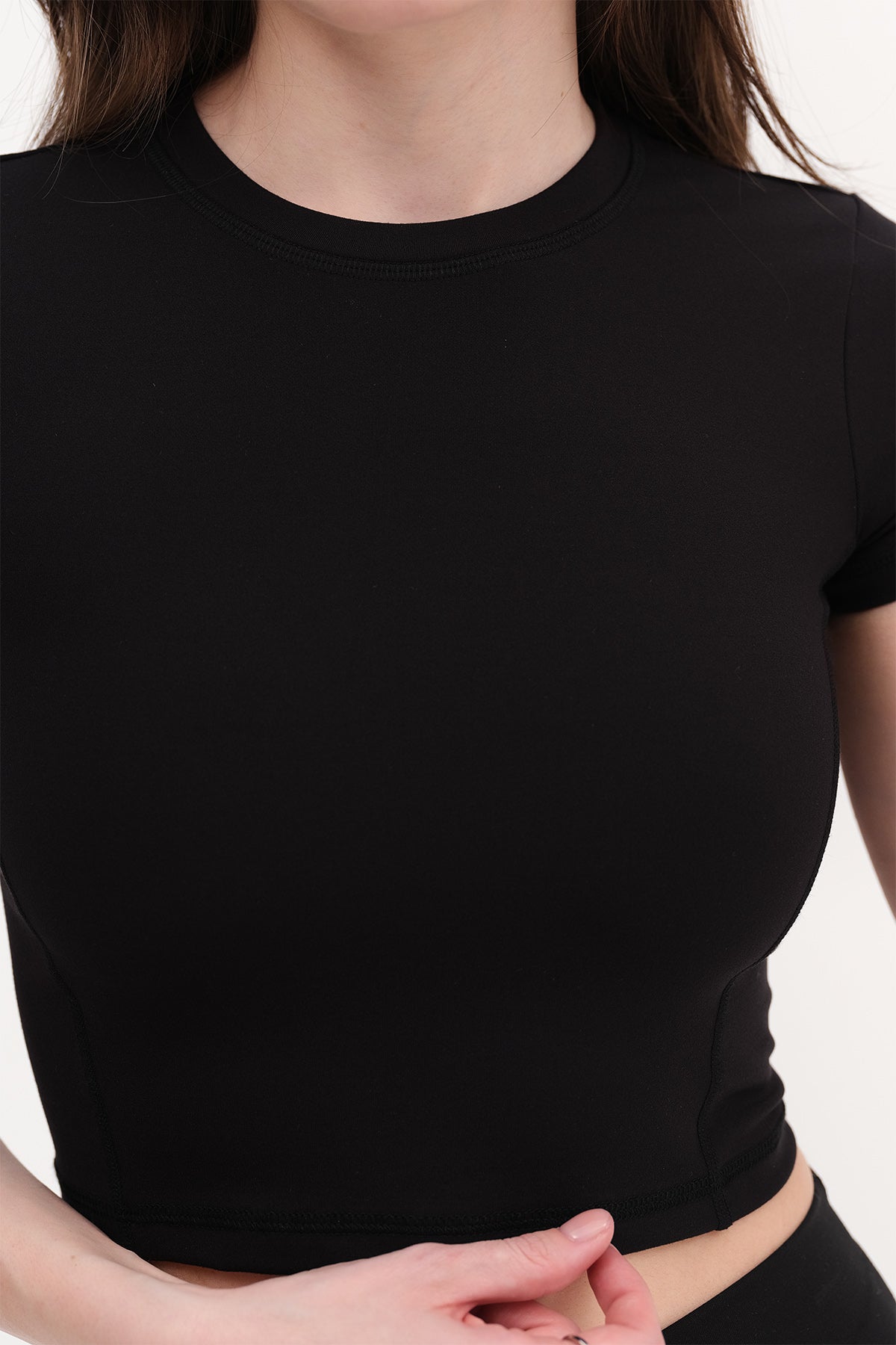 Black_Basic-Crop-T-shirt-addax