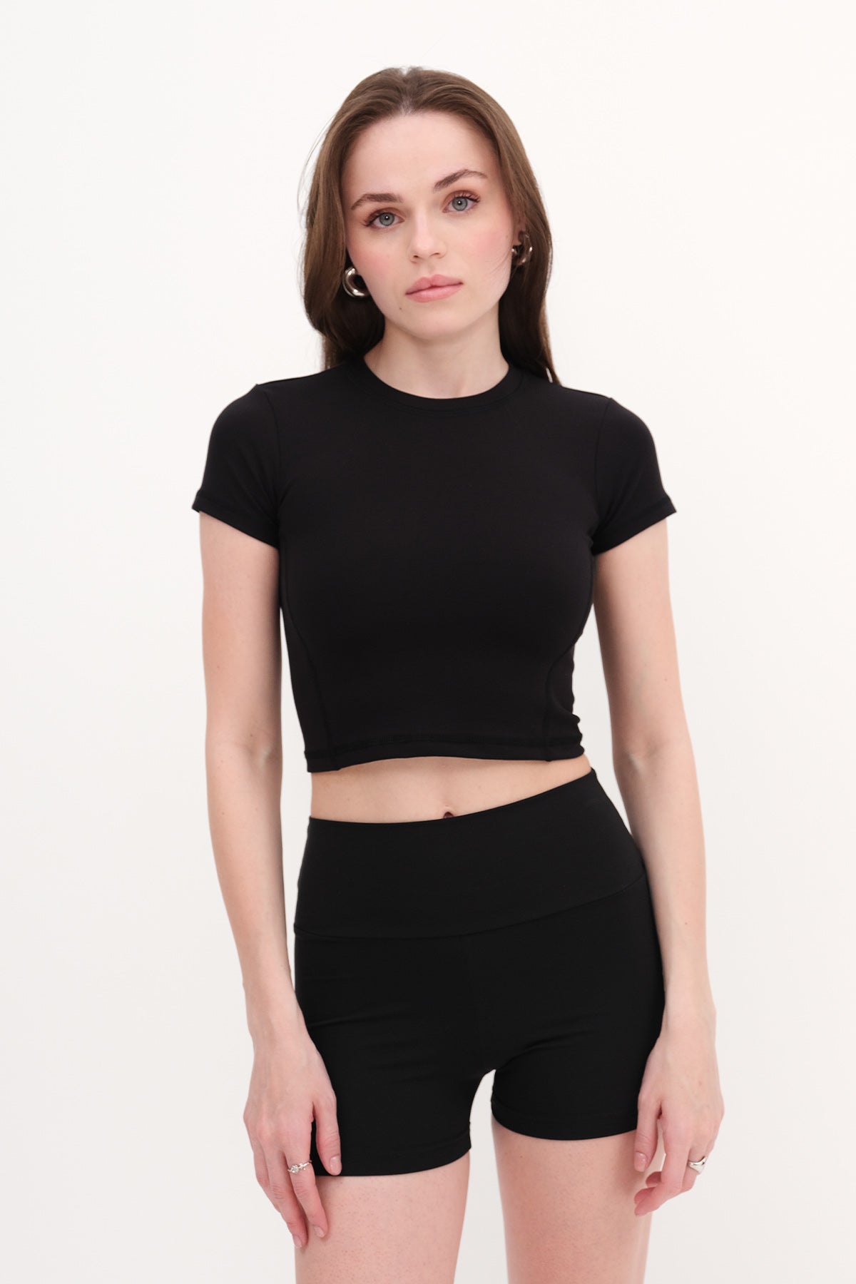 Black_Basic-Crop-T-shirt-addax