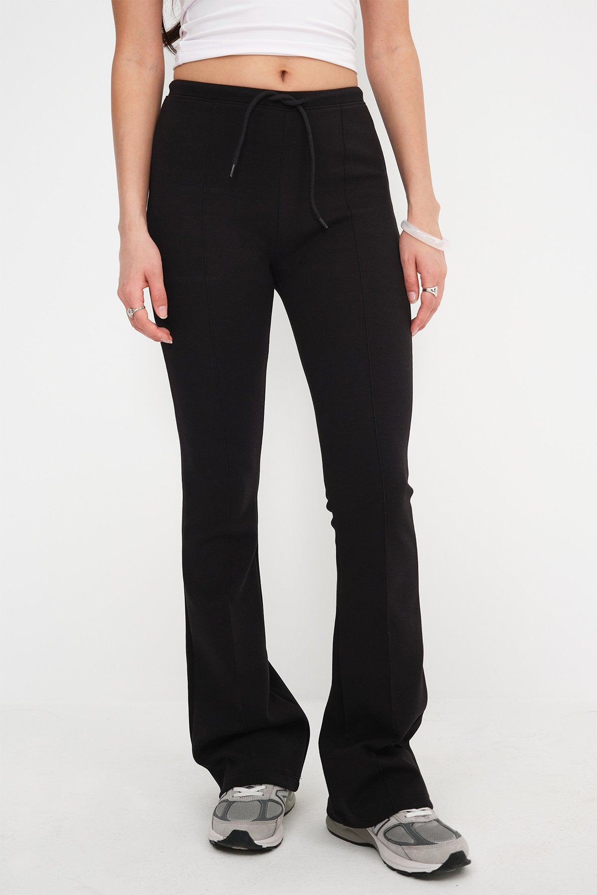 Black_Front-Stitch-Detailed-Tracksuit-addax