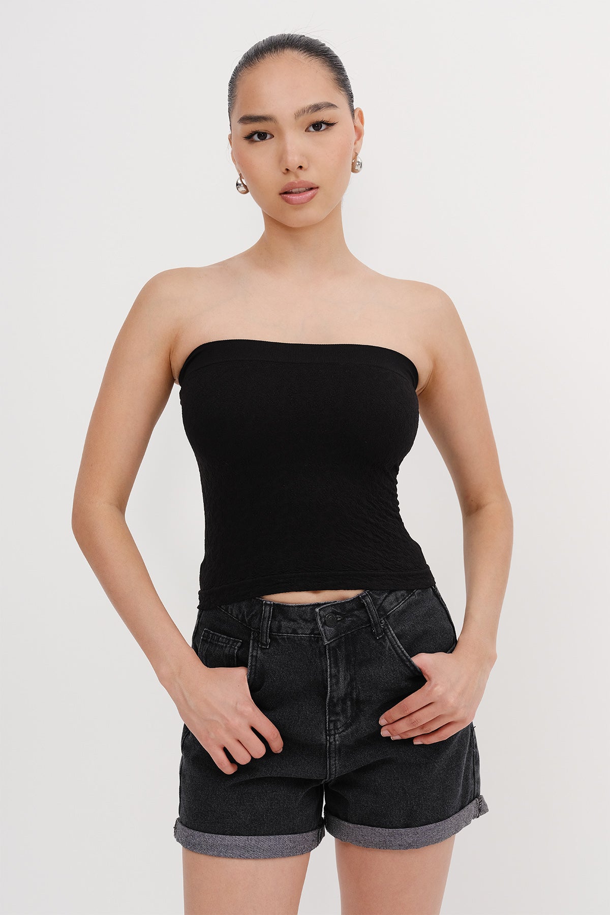 Black_Strapless-Textured-Bustier-addax