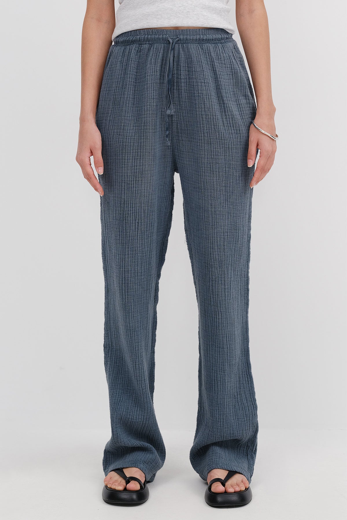 Marlin_Tied-Waist-Wide-Leg-Trousers-addax